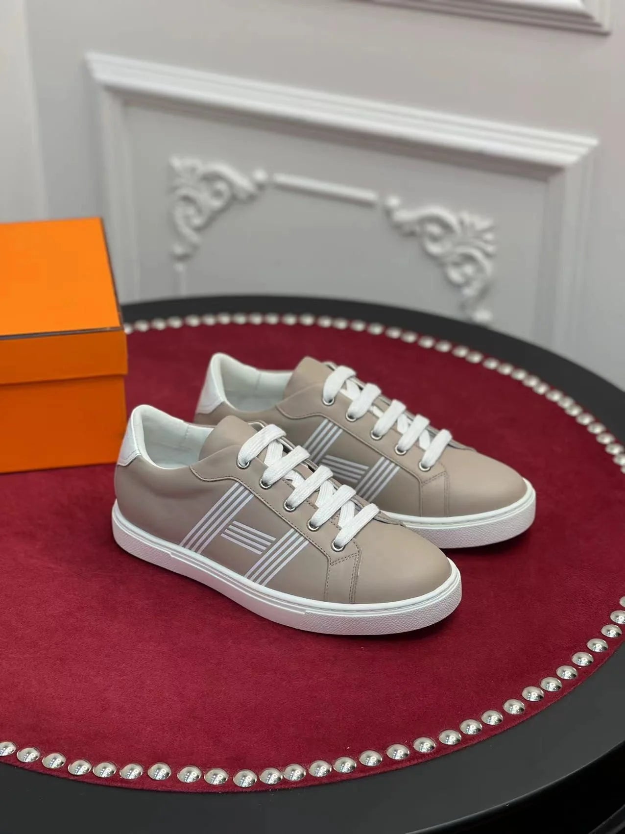 HERMES SNEAKER