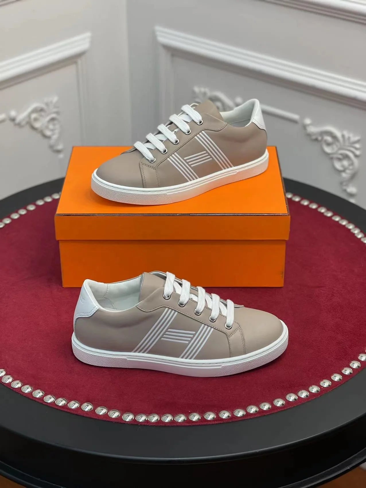 HERMES SNEAKER