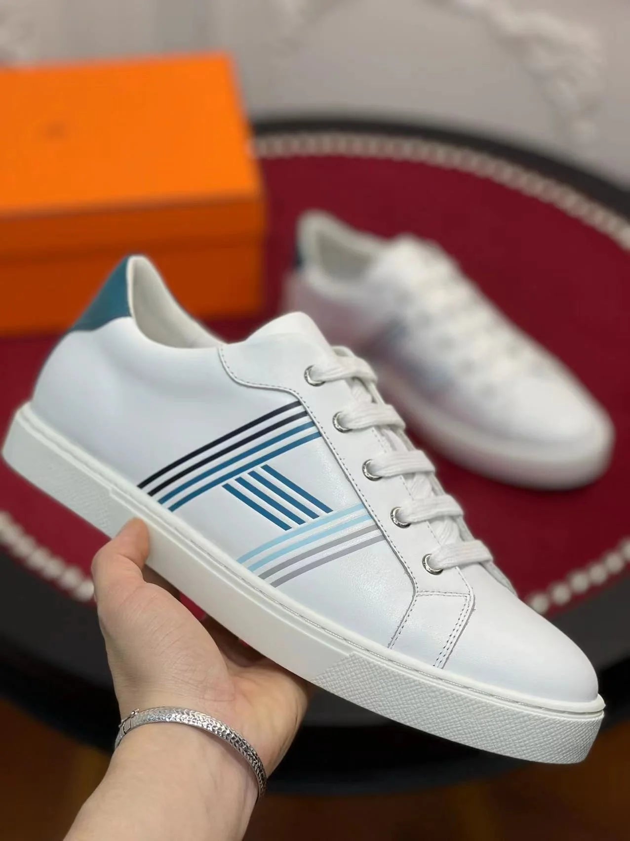 HERMES SNEAKER