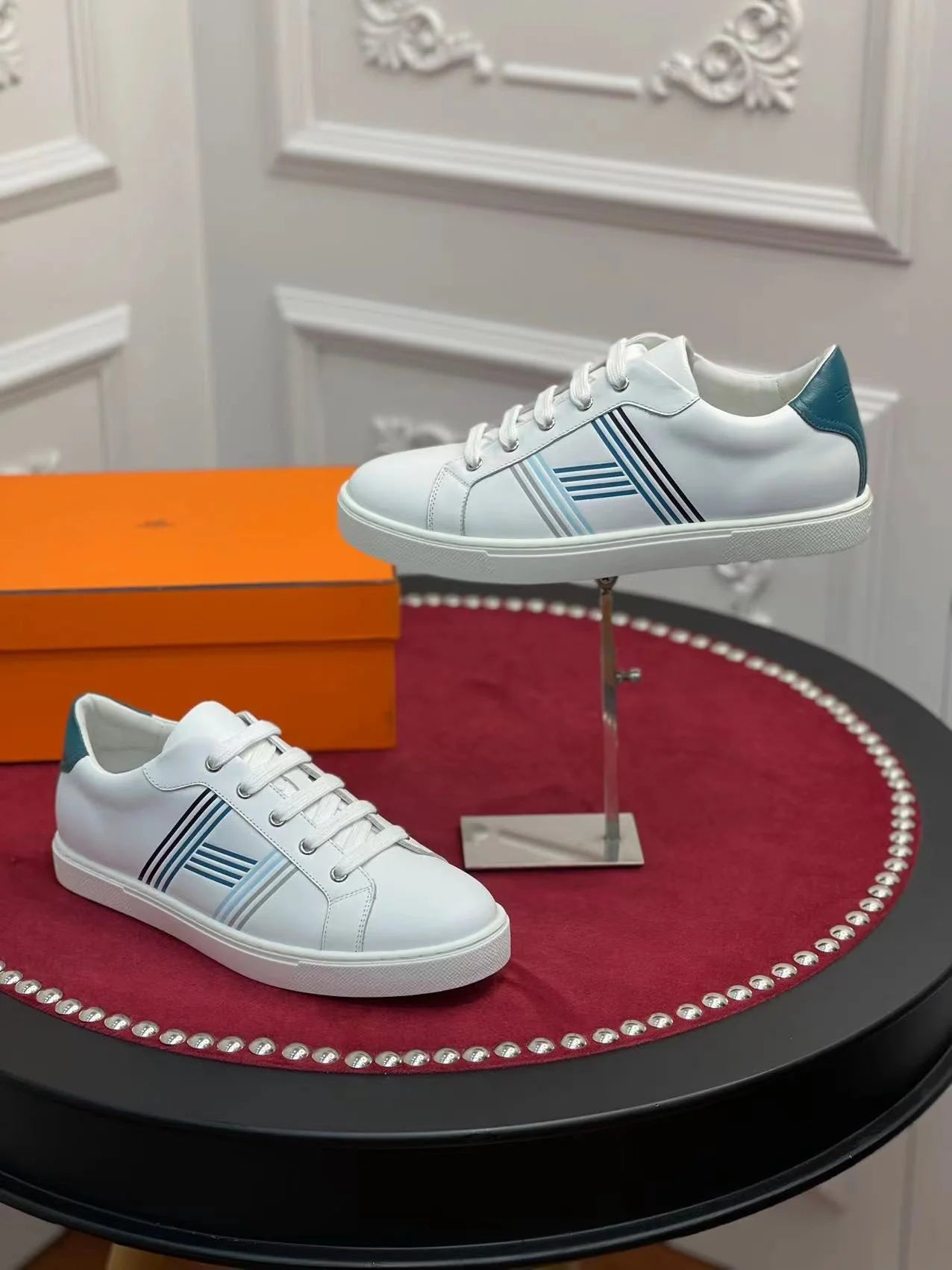 HERMES SNEAKER
