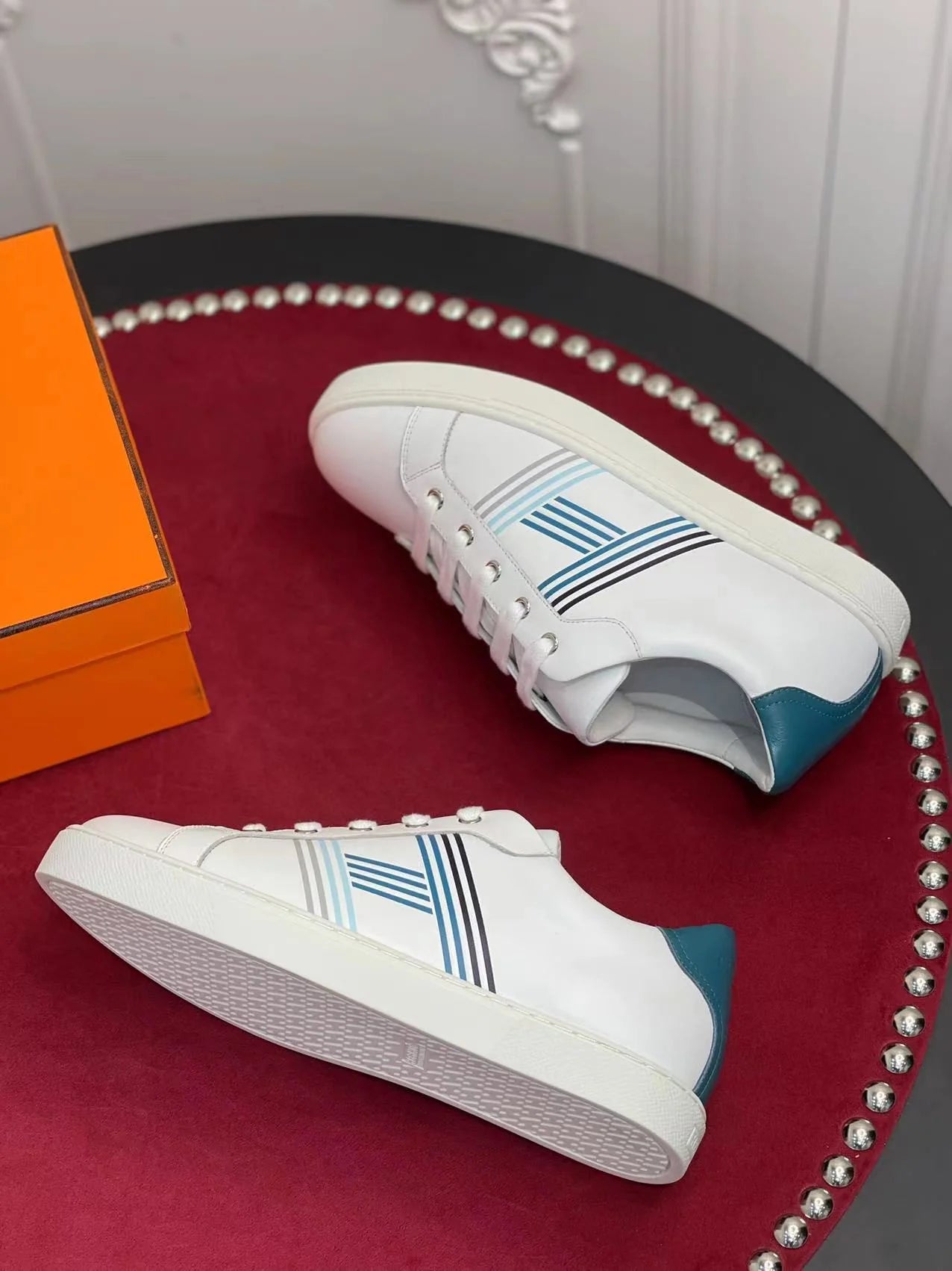 HERMES SNEAKER