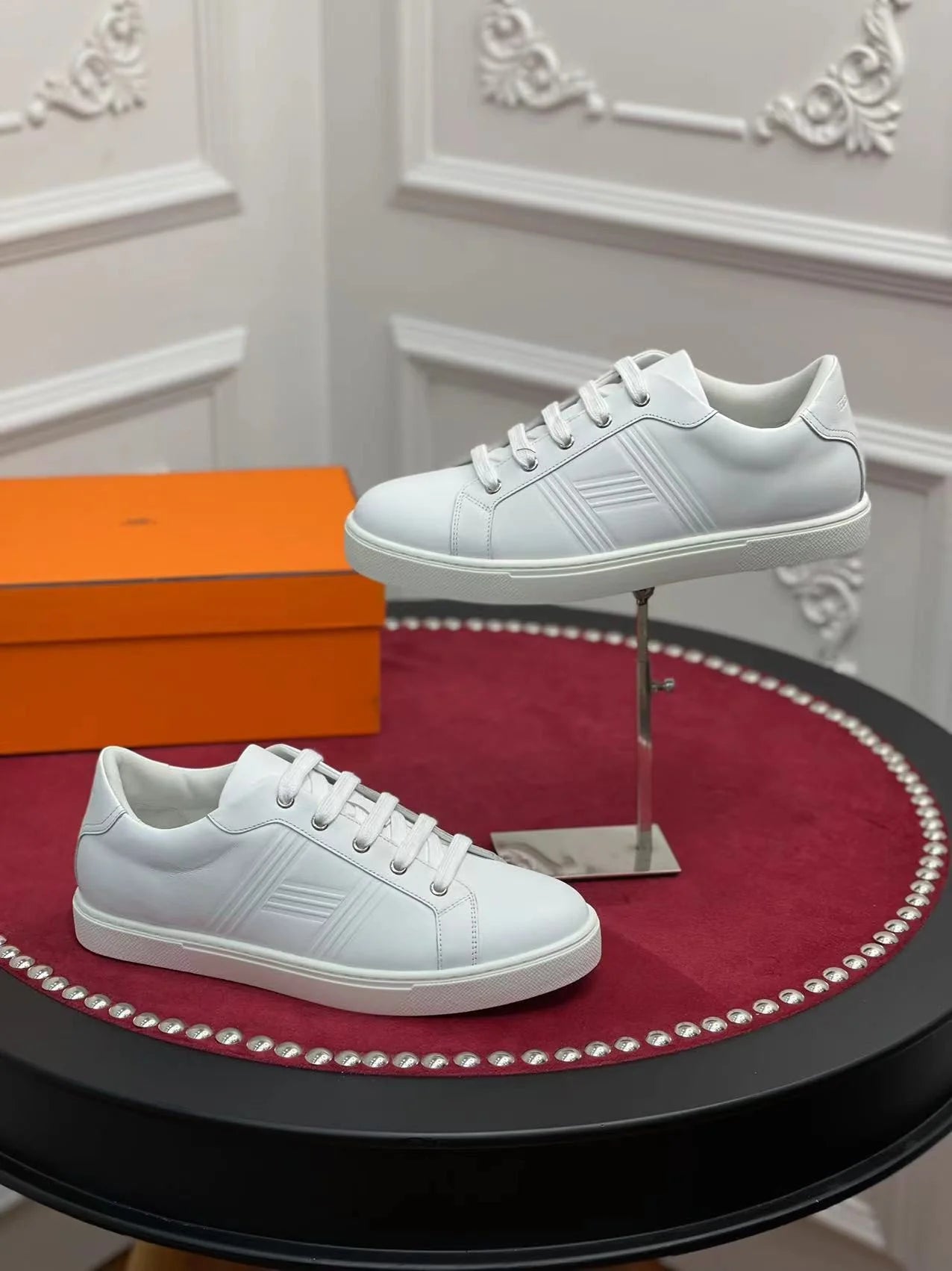 HERMES SNEAKER