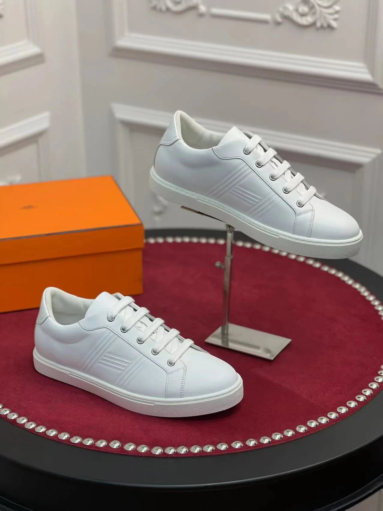 HERMES SNEAKER