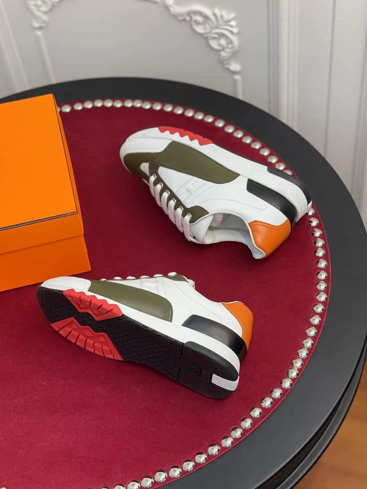 HERMES SNEAKER