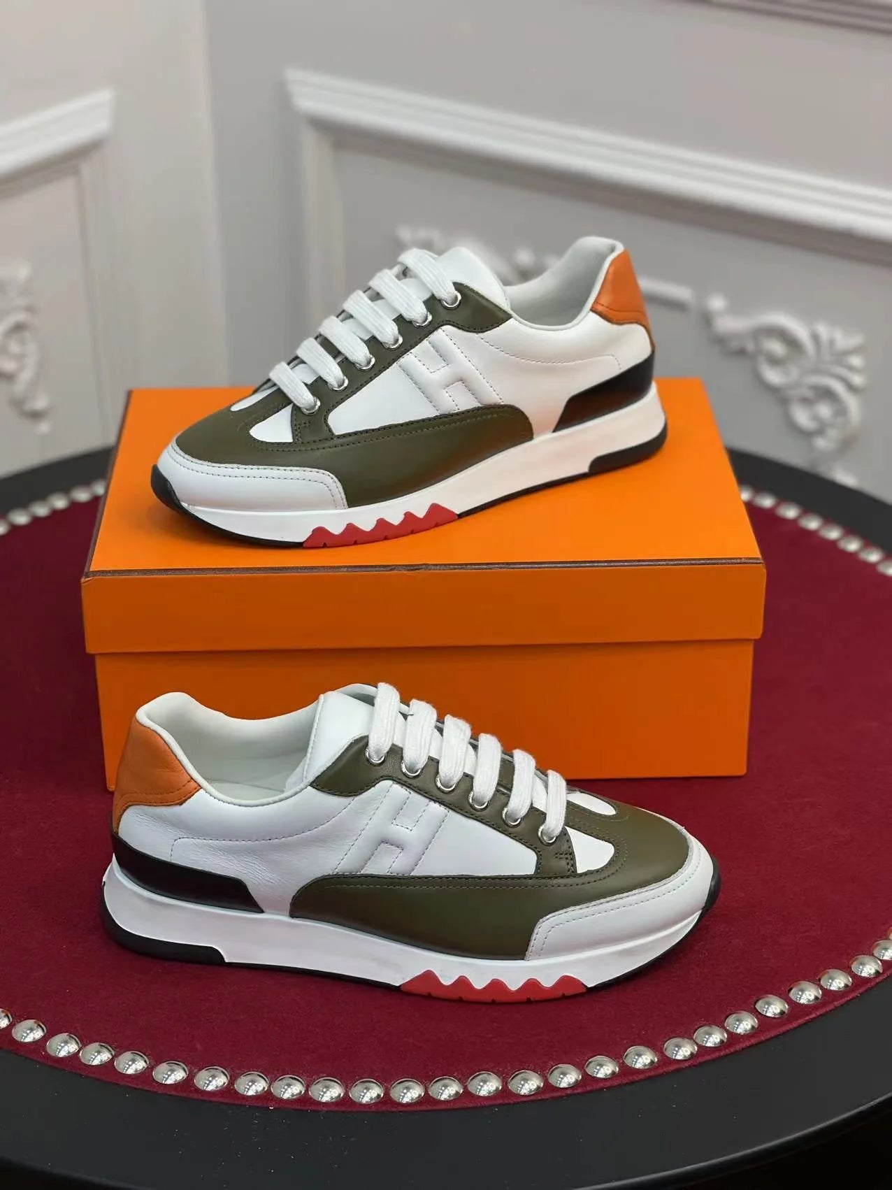 HERMES SNEAKER