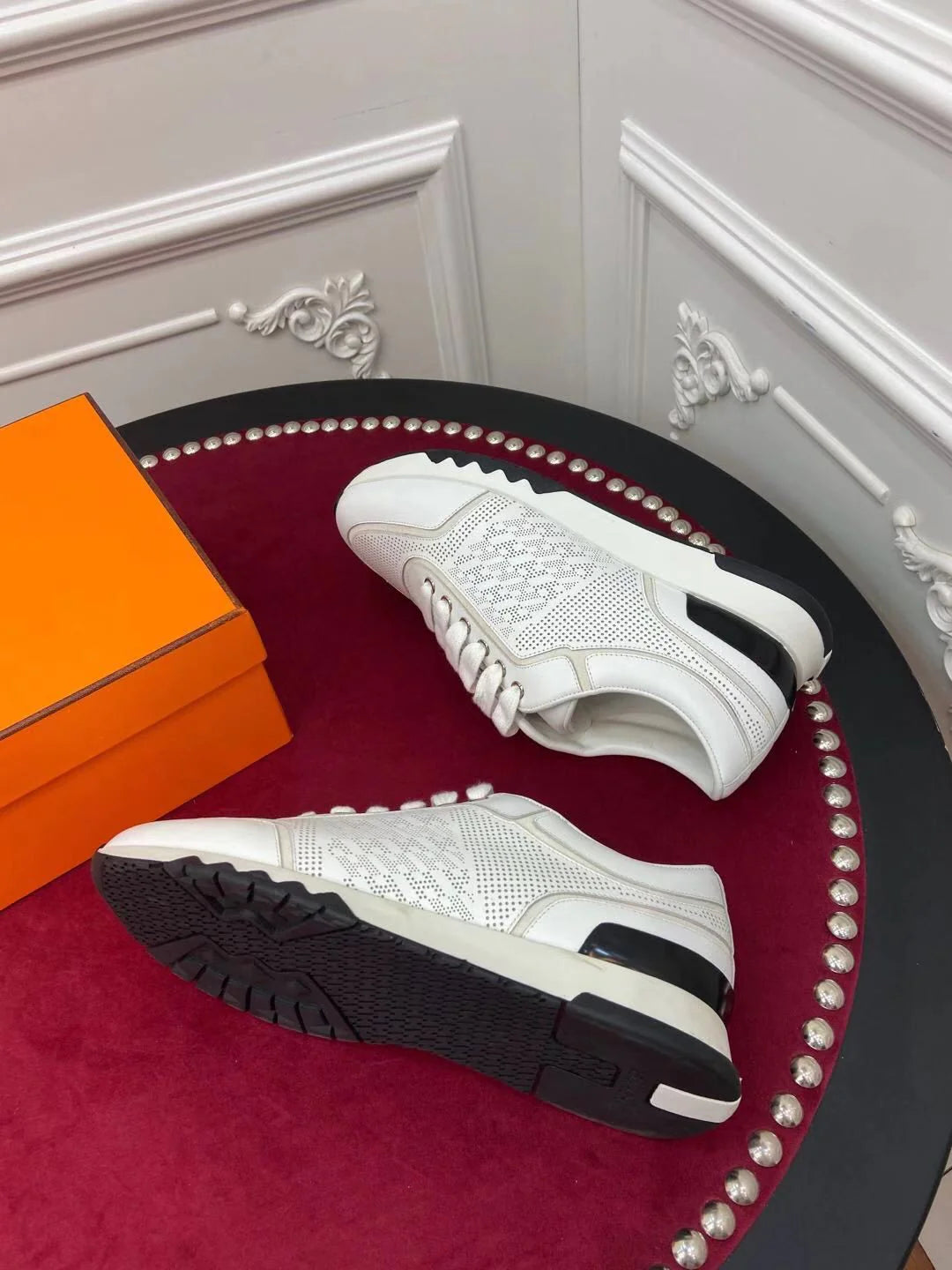 HERMES SNEAKER