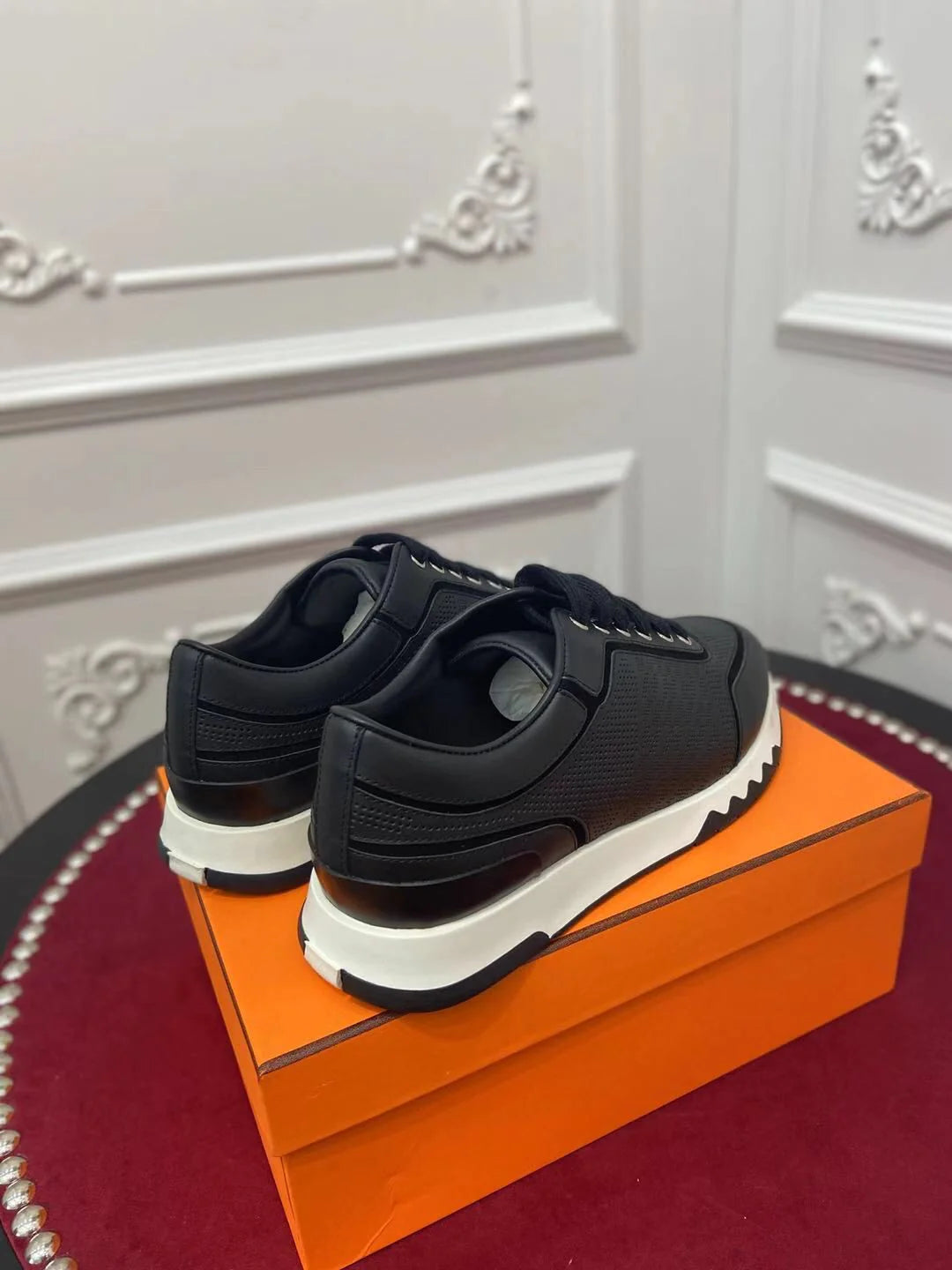 HERMES SNEAKER