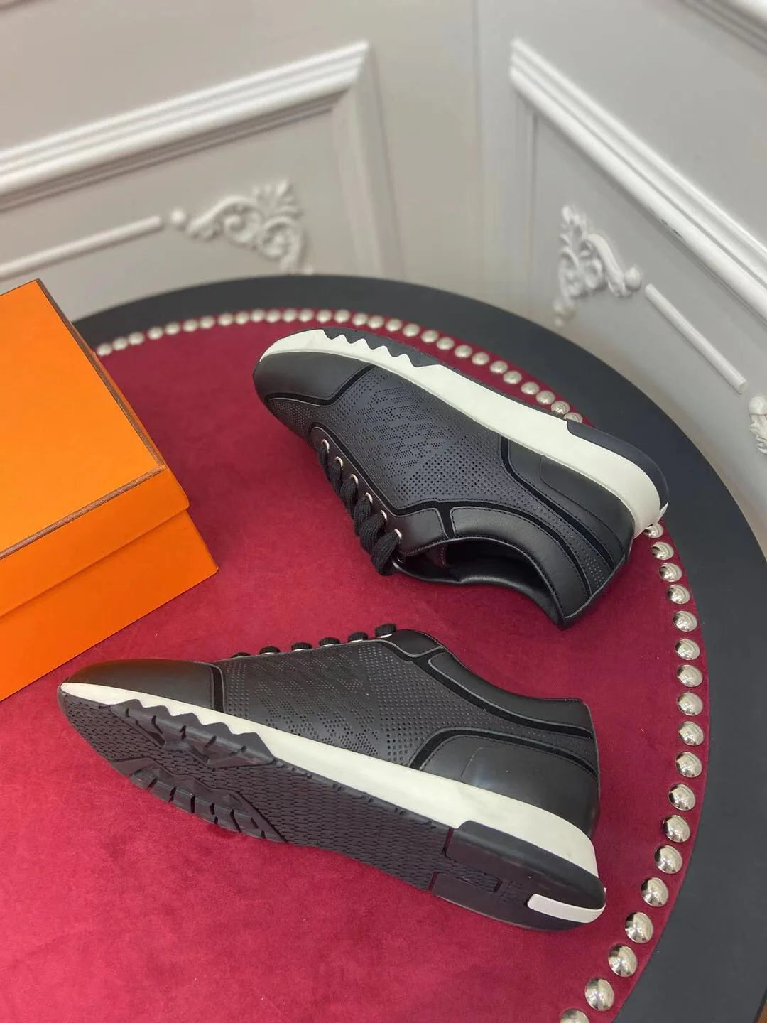 HERMES SNEAKER
