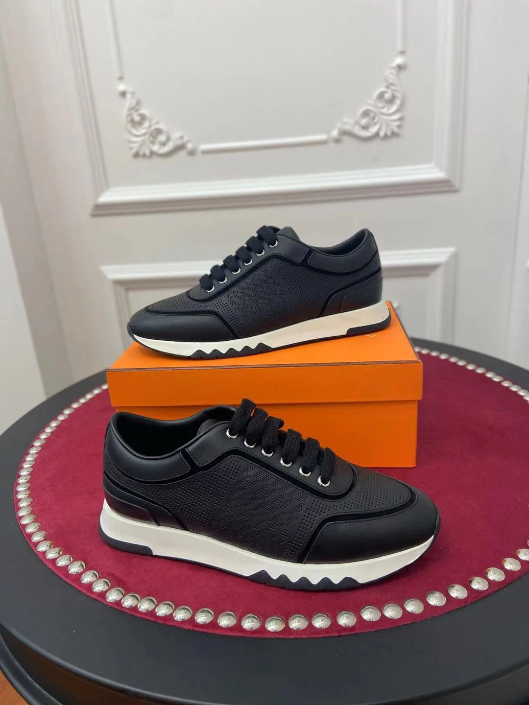 HERMES SNEAKER