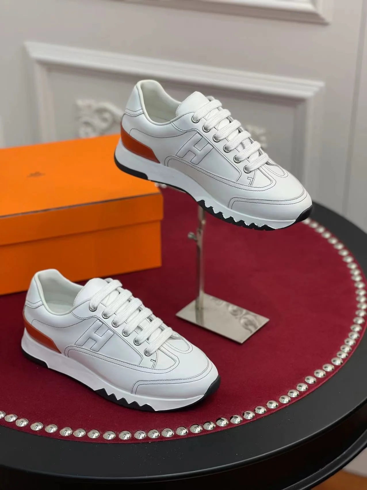 HERMES SNEAKER