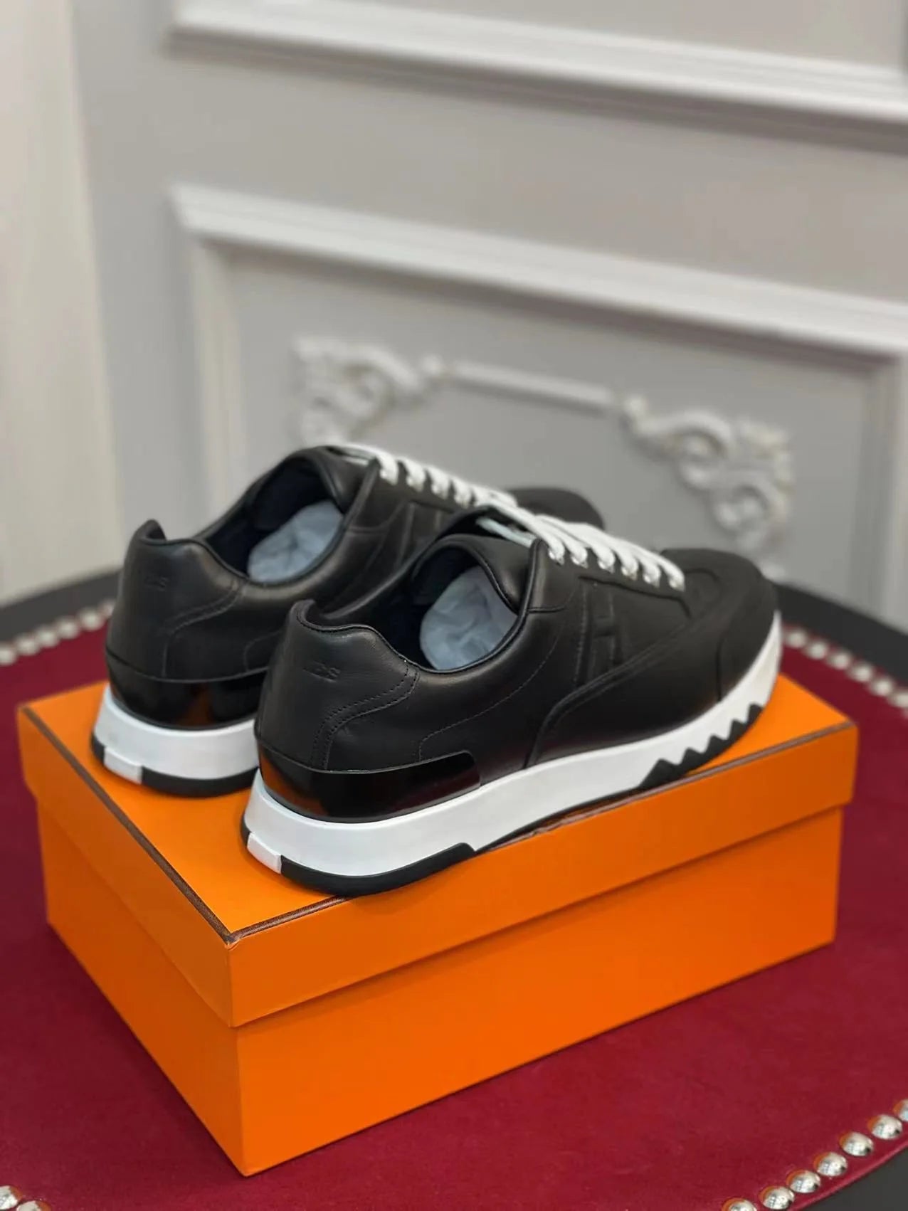 HERMES SNEAKER