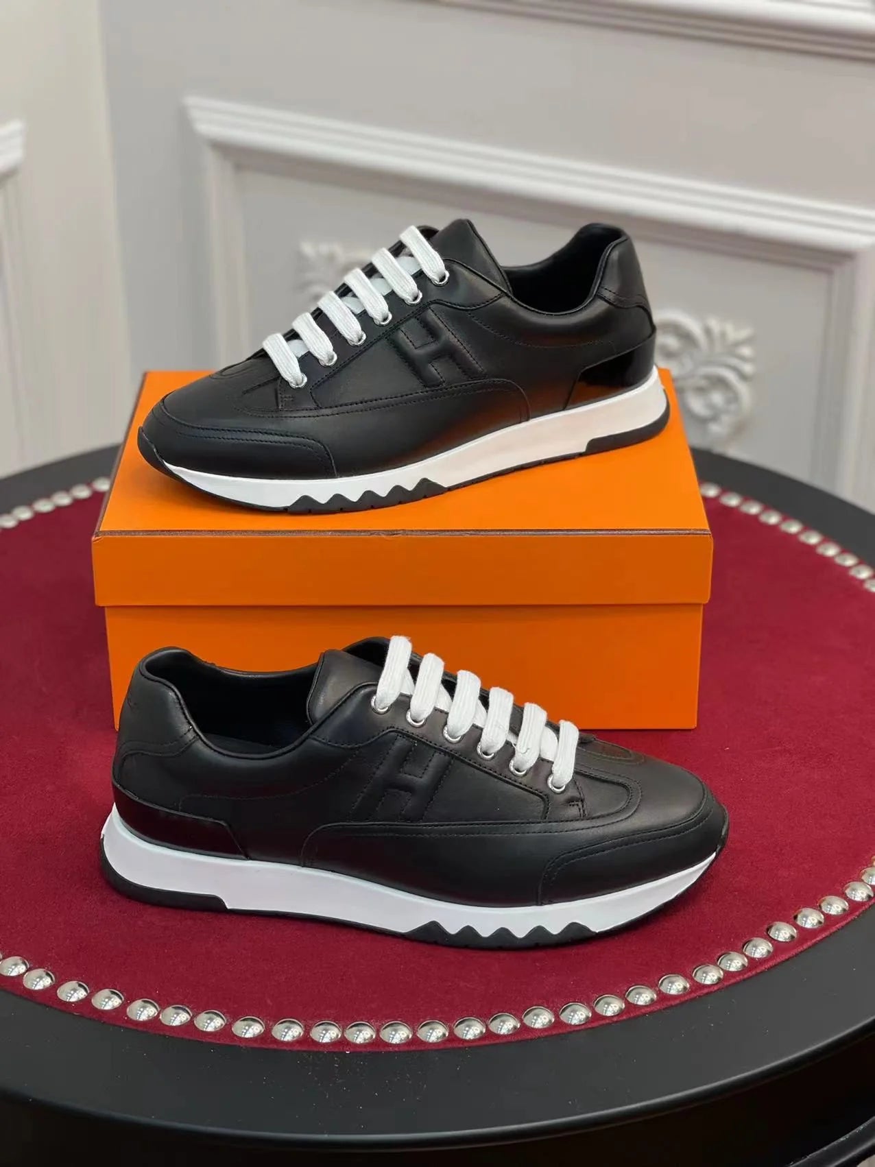 HERMES SNEAKER
