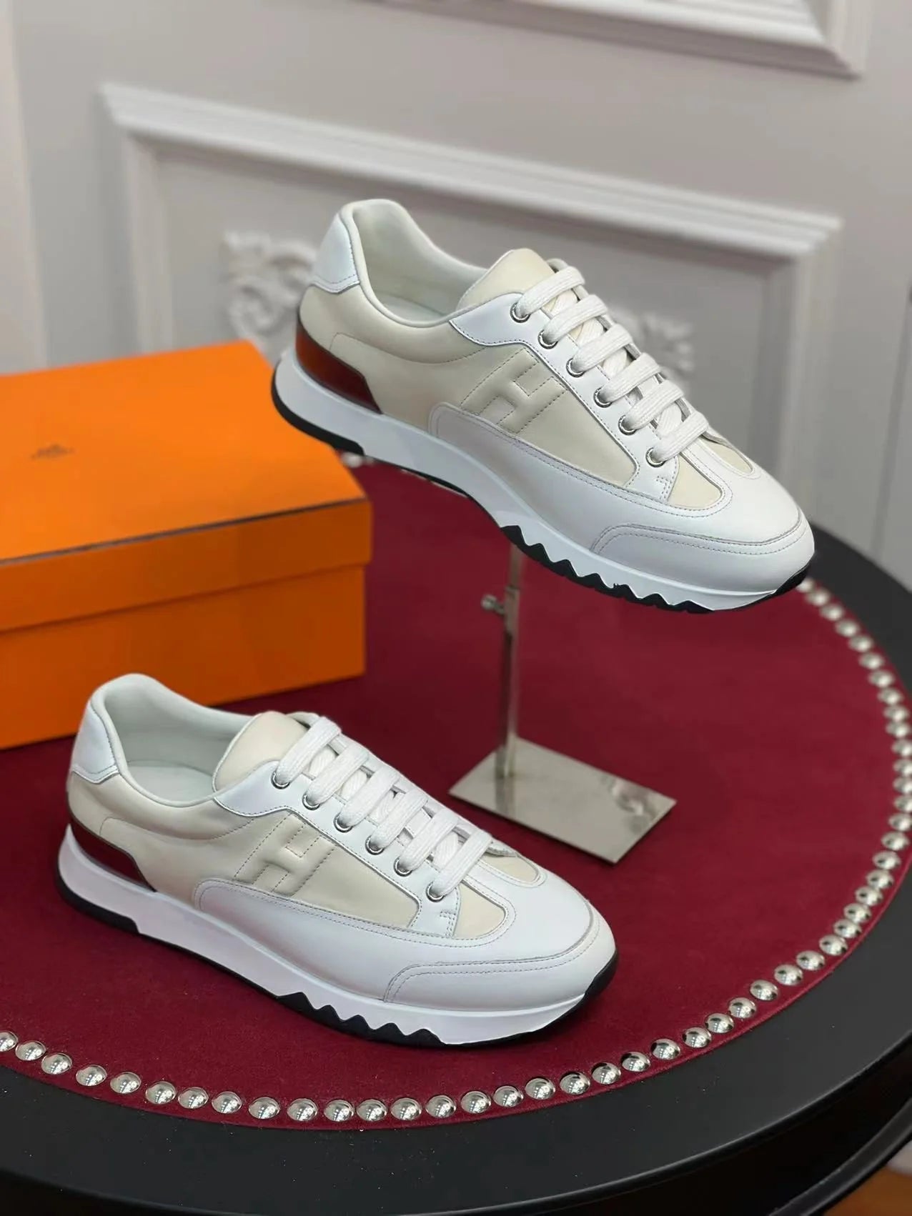 HERMES SNEAKER