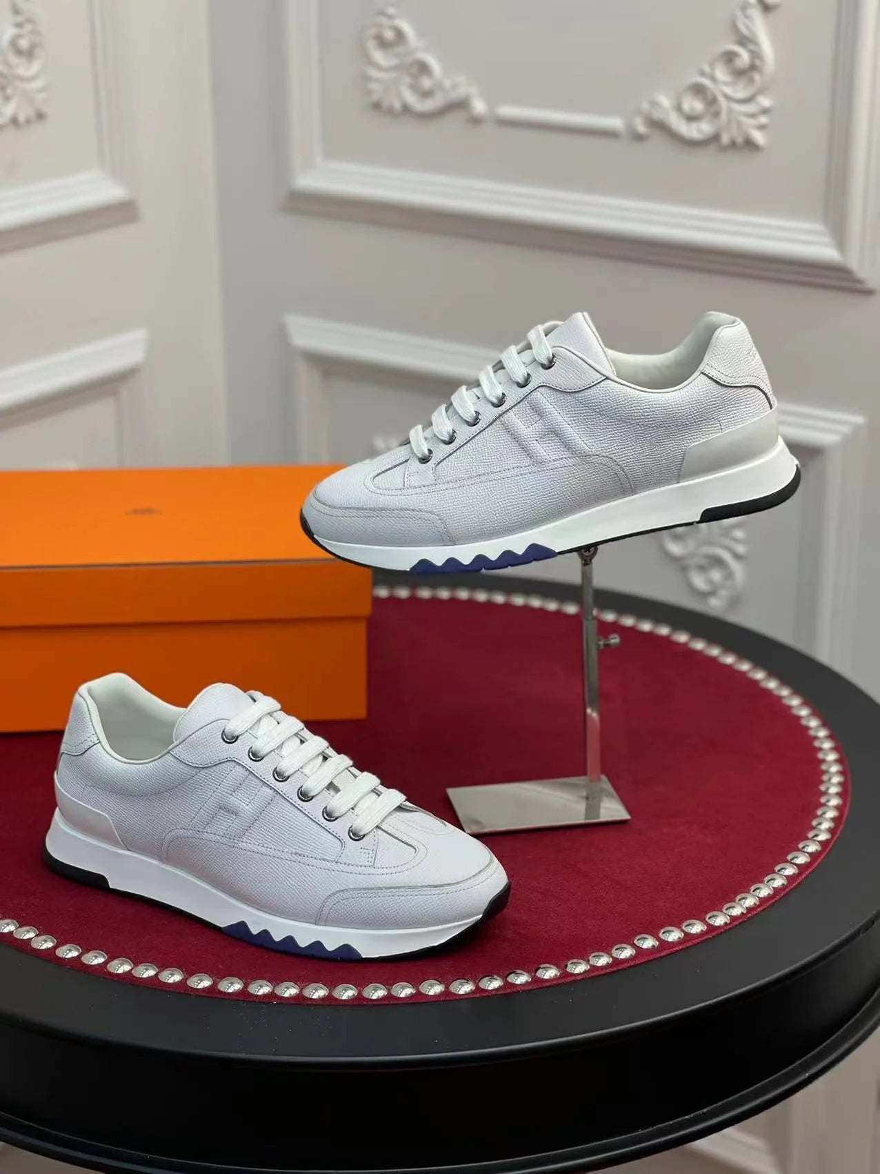 HERMES SNEAKER