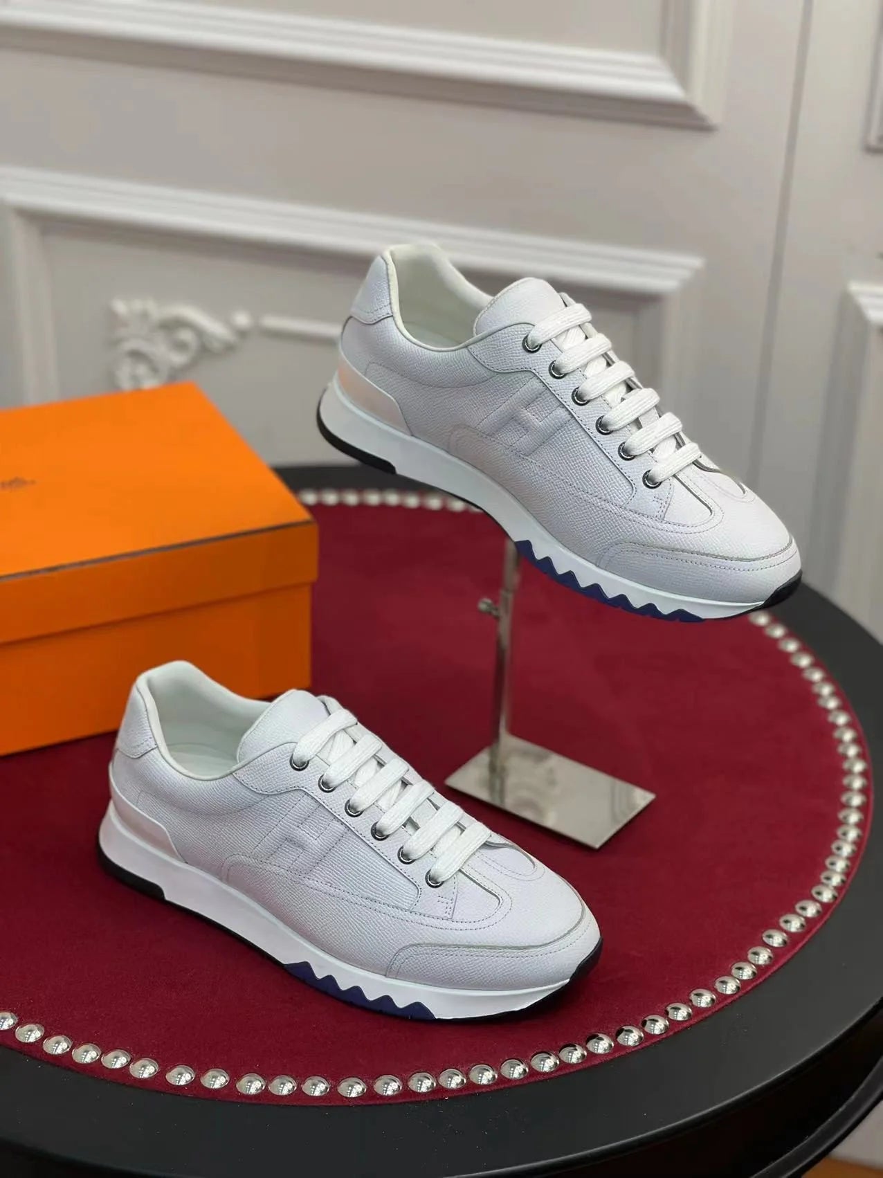 HERMES SNEAKER