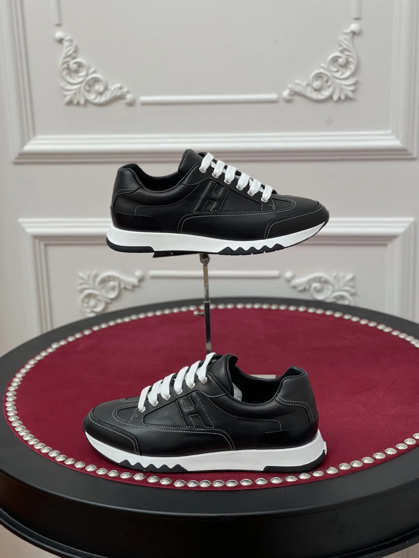 HERMES SNEAKER
