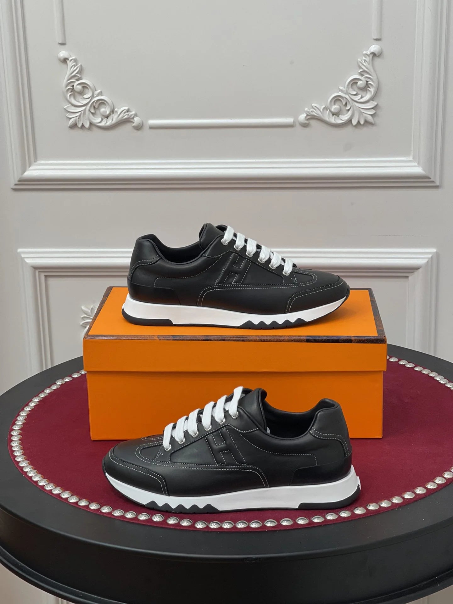 HERMES SNEAKER