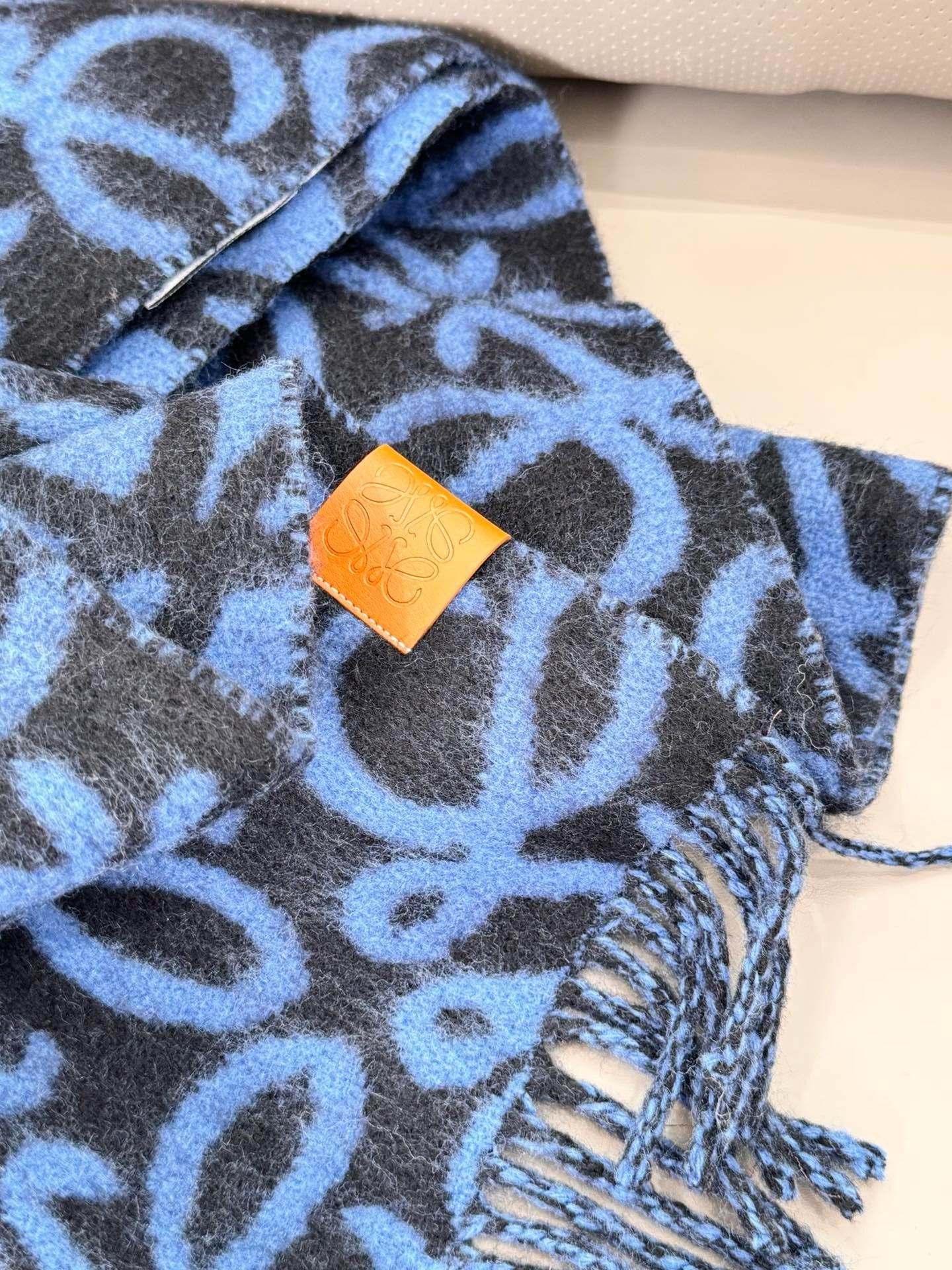 LOEWE SCARF