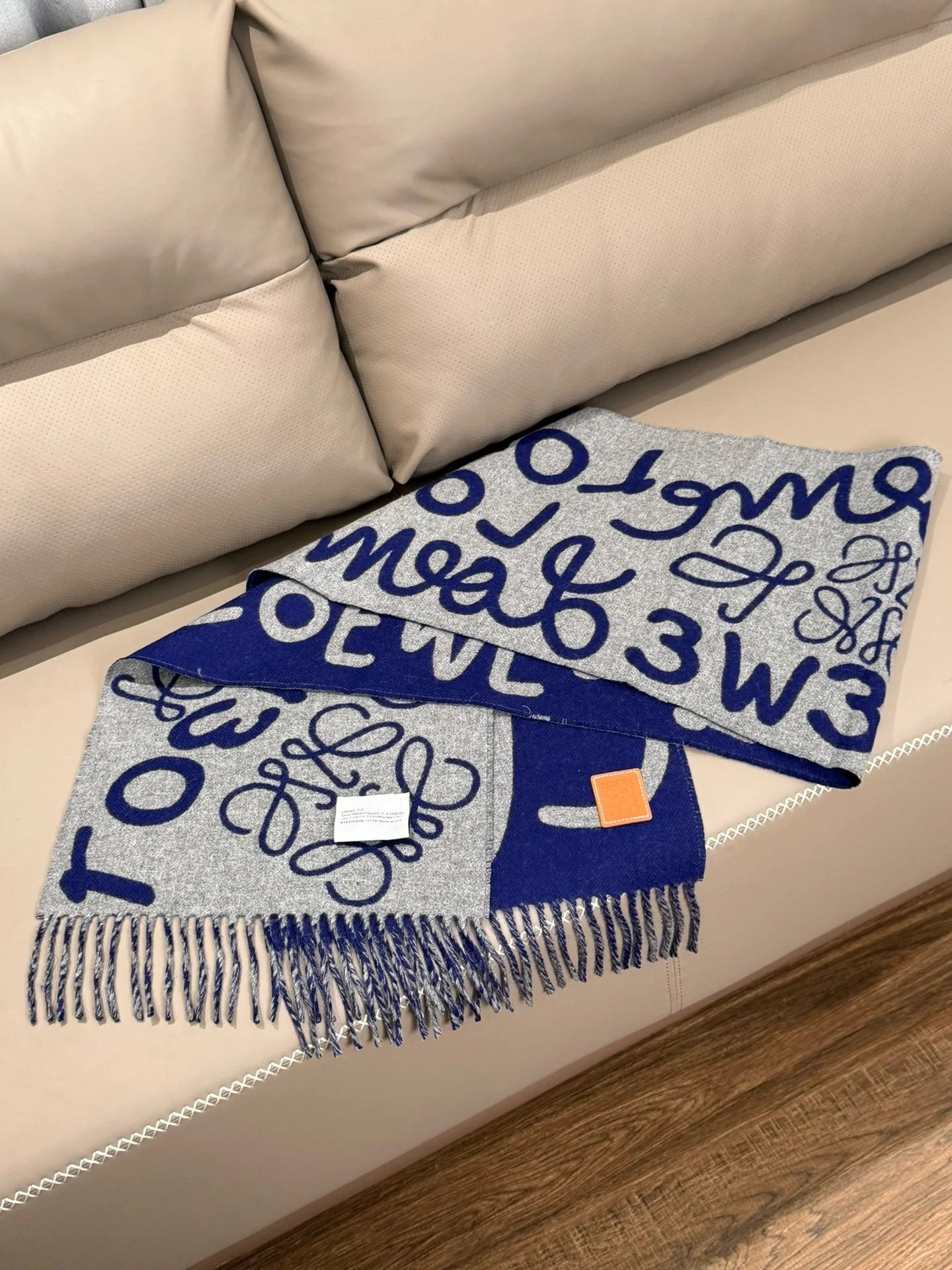 LOEWE SCARF