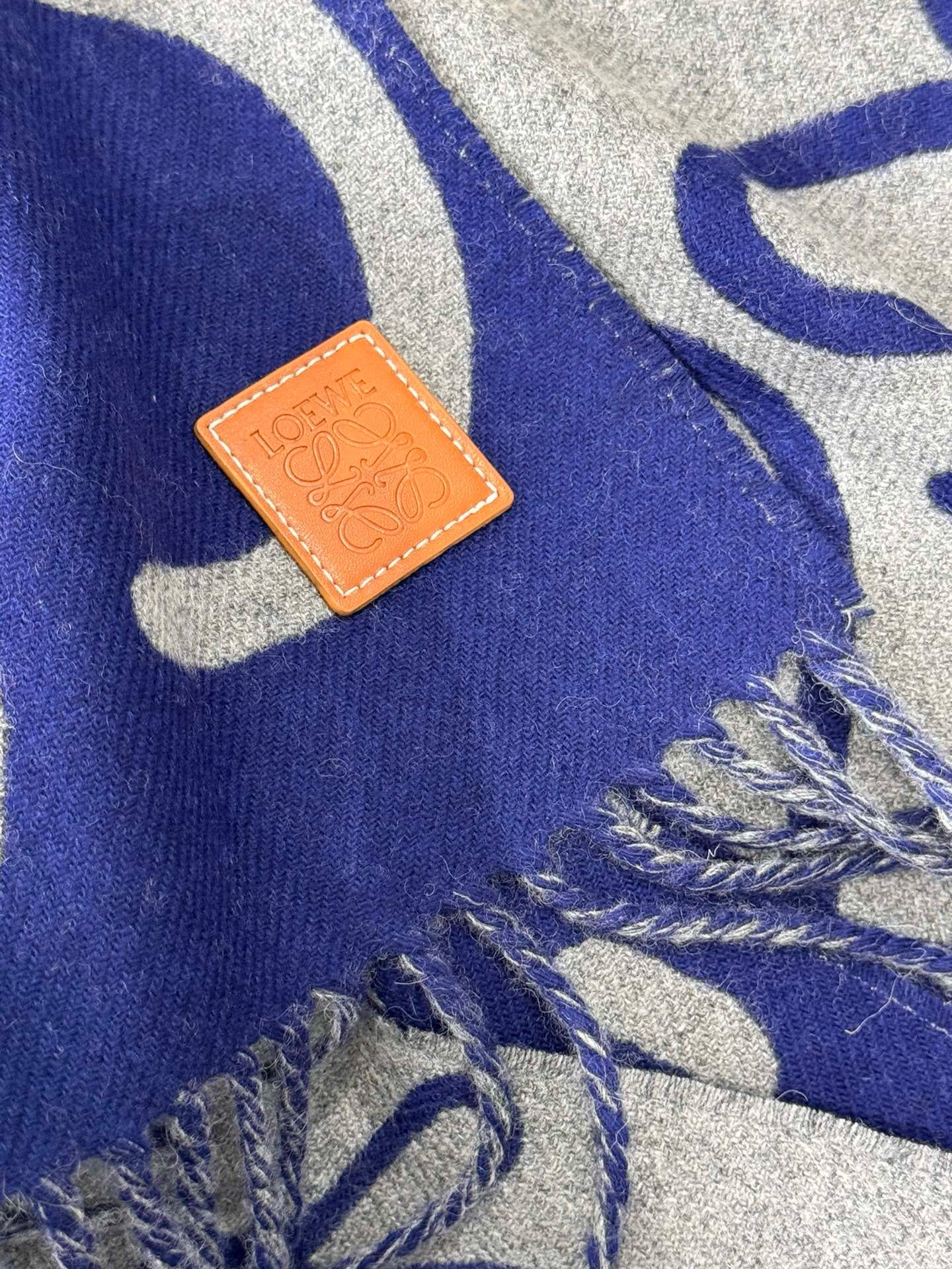 LOEWE SCARF