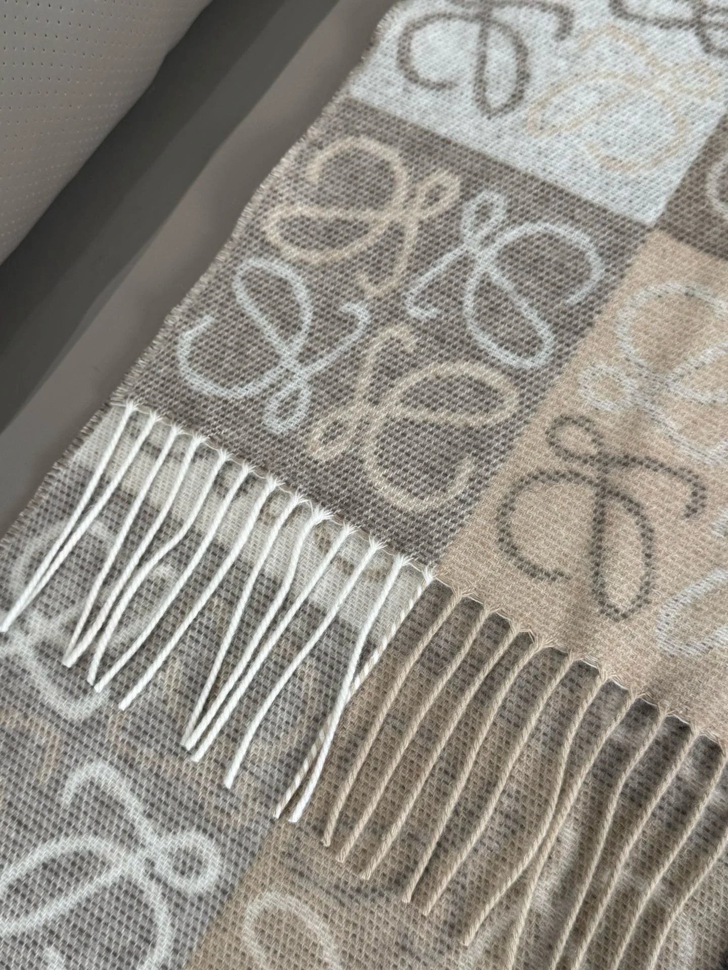LOEWE SCARF