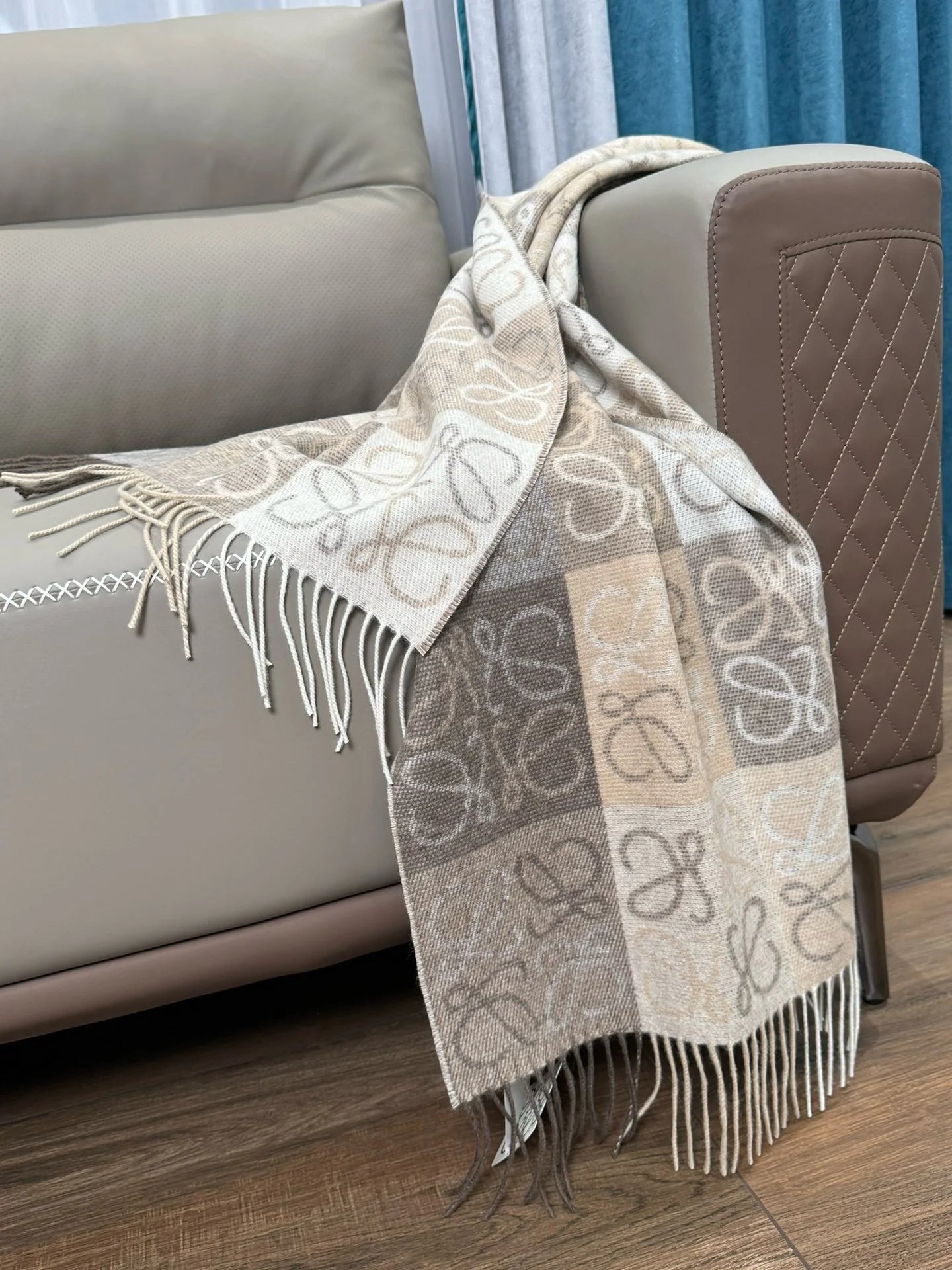 LOEWE SCARF
