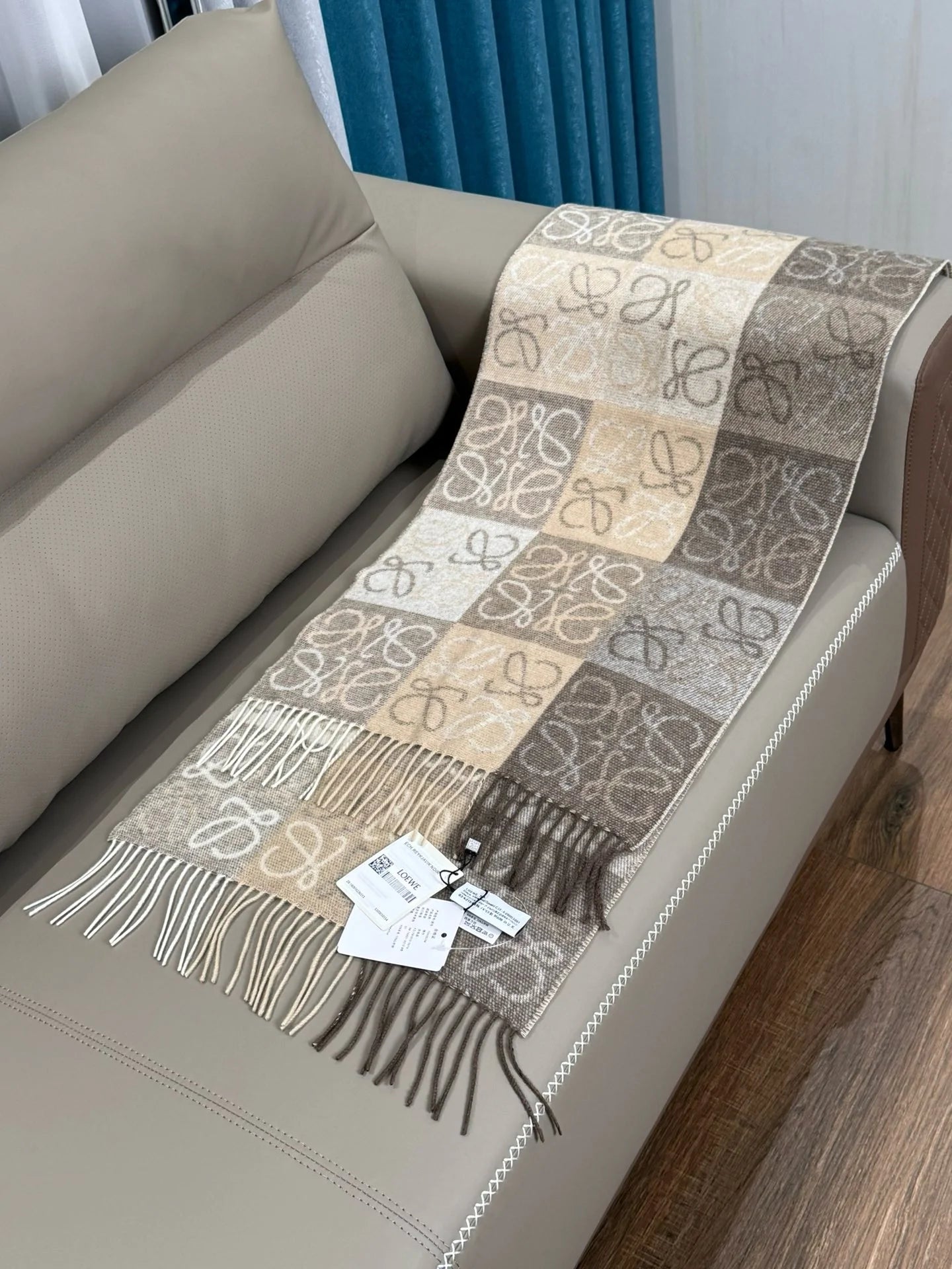LOEWE SCARF