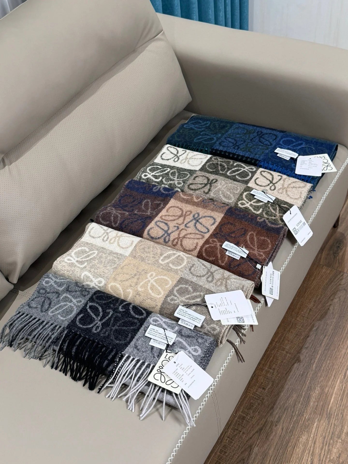 LOEWE SCARF