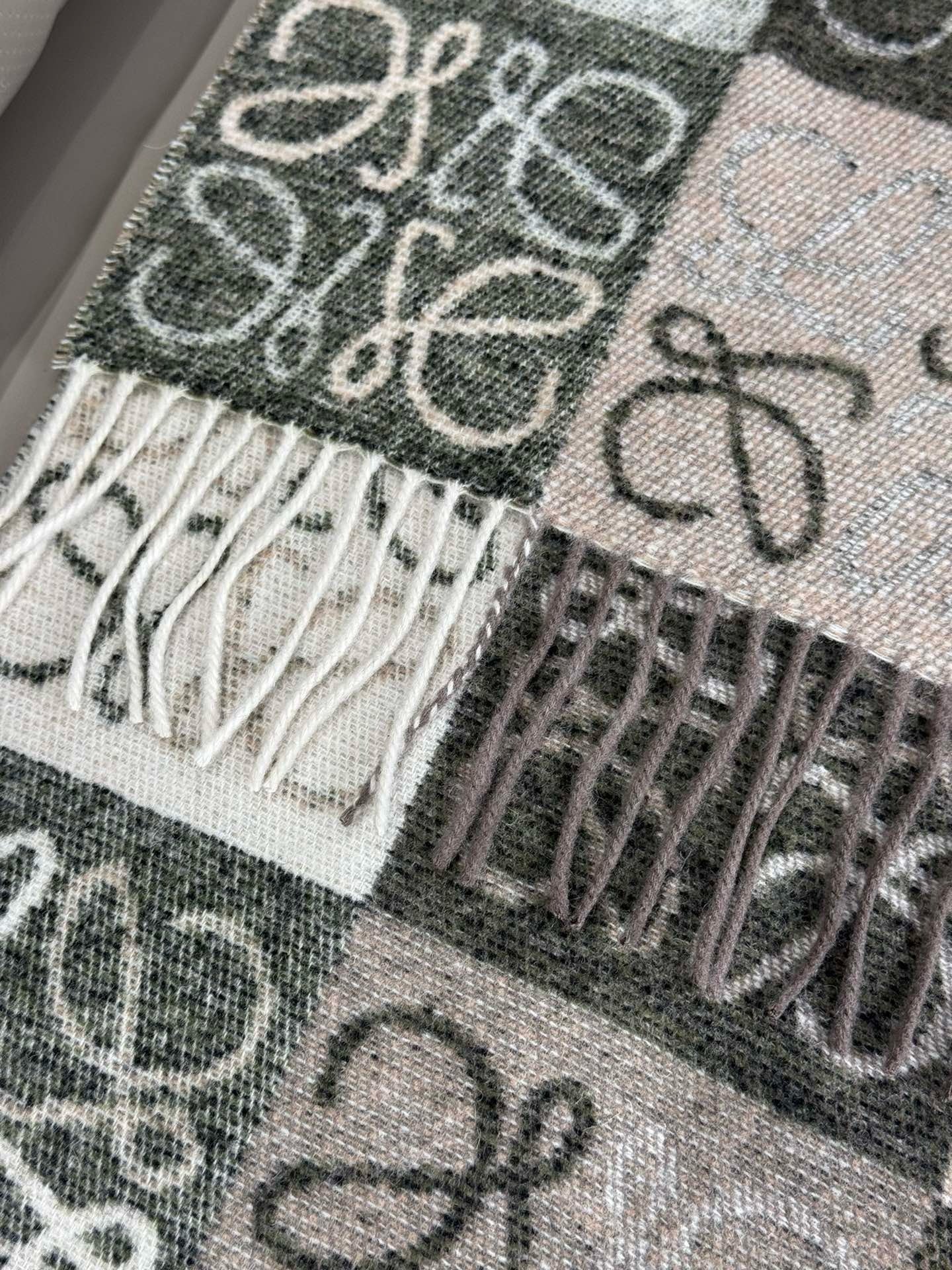 LOEWE SCARF