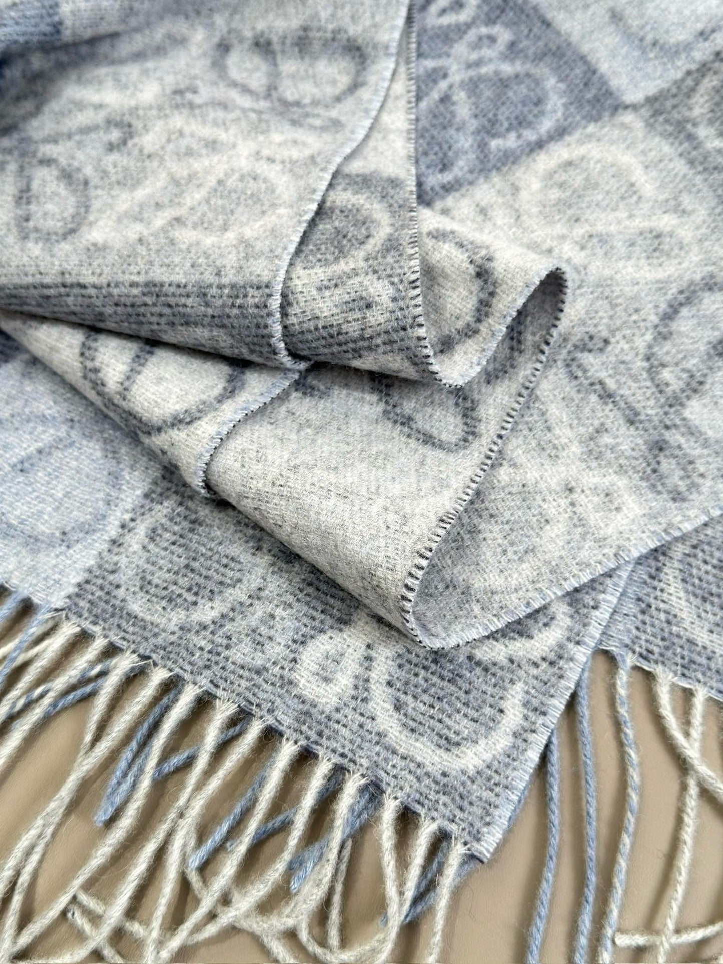LOEWE SCARF