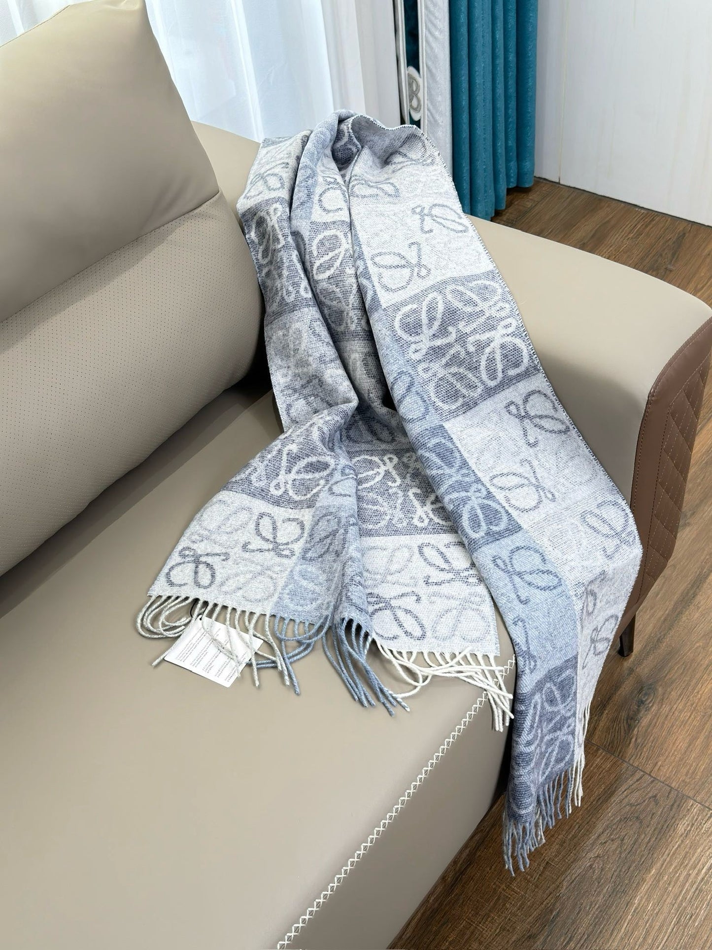 LOEWE SCARF
