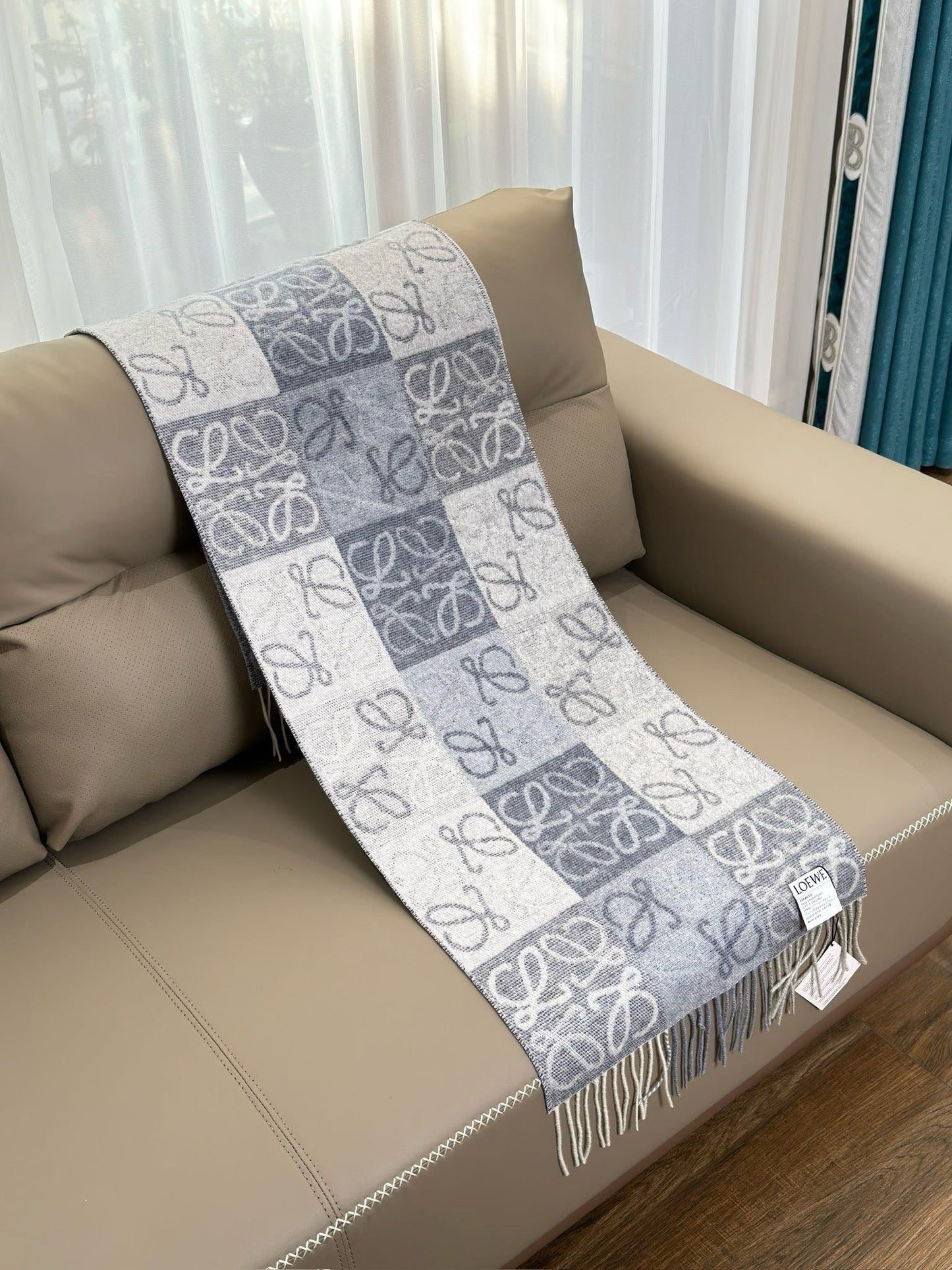LOEWE SCARF