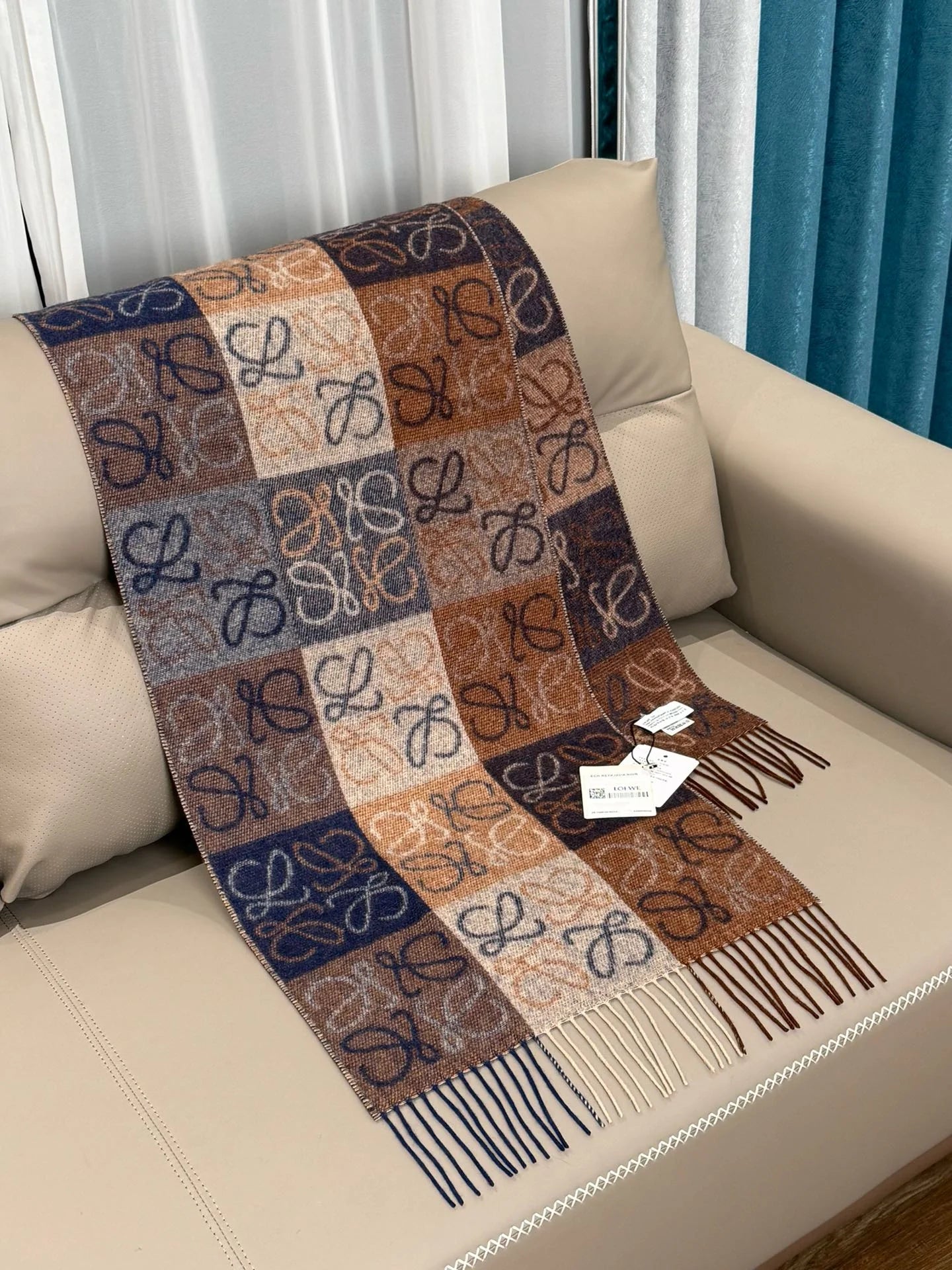 LOEWE SCARF
