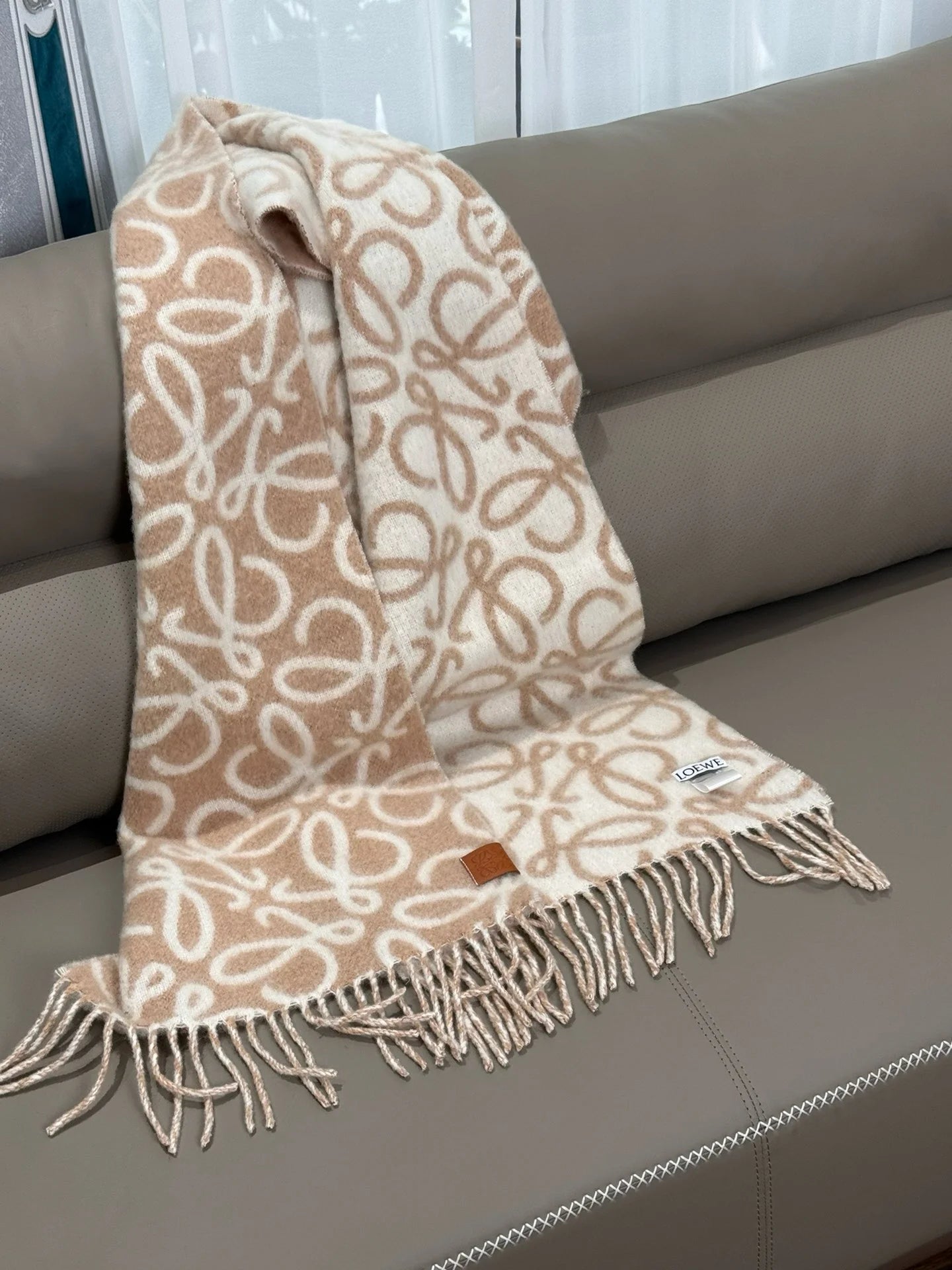 LOEWE SCARF