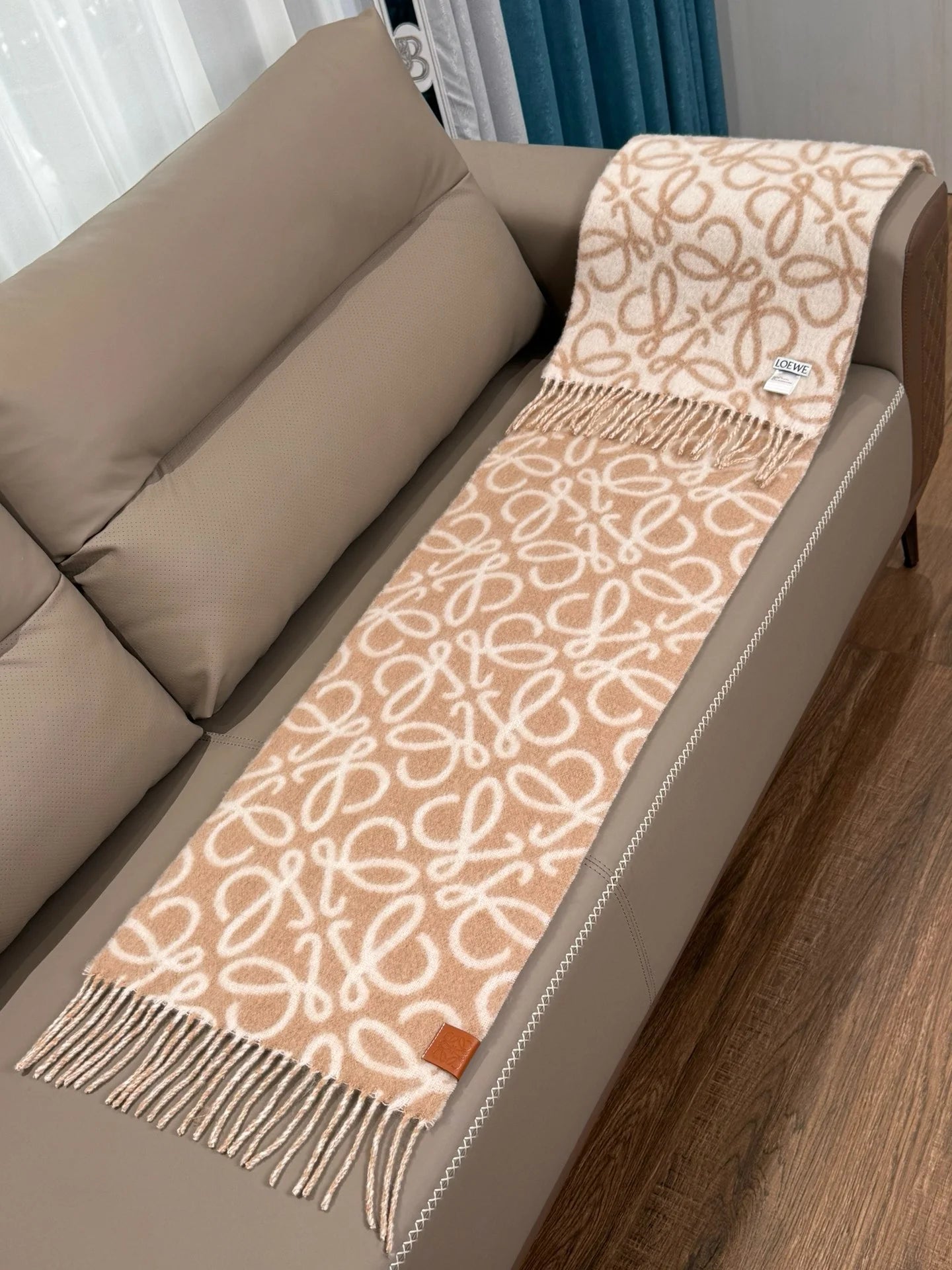 LOEWE SCARF