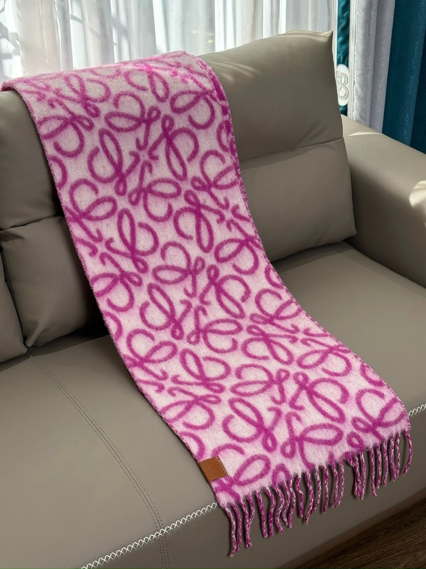 LOEWE SCARF