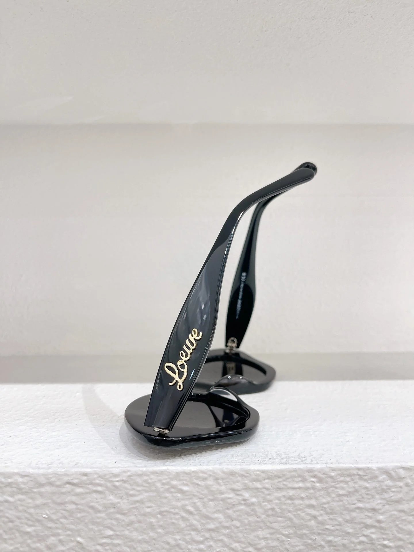 LOEWE SUNGLASSES