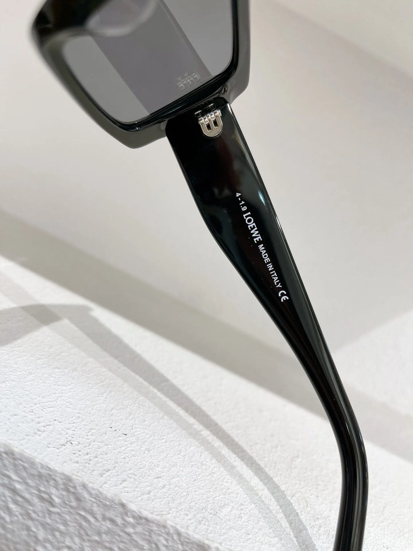 LOEWE SUNGLASSES