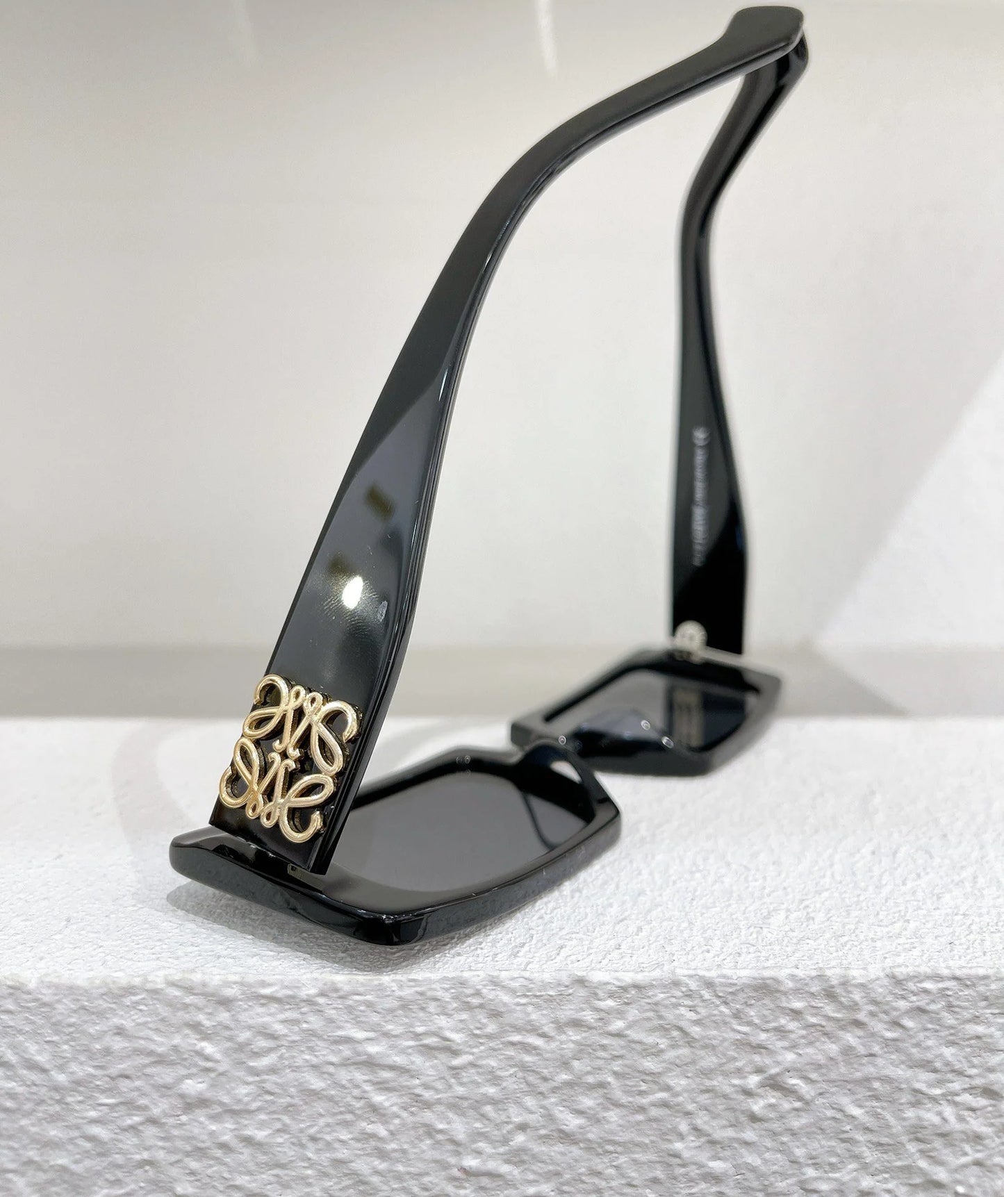 LOEWE SUNGLASSES
