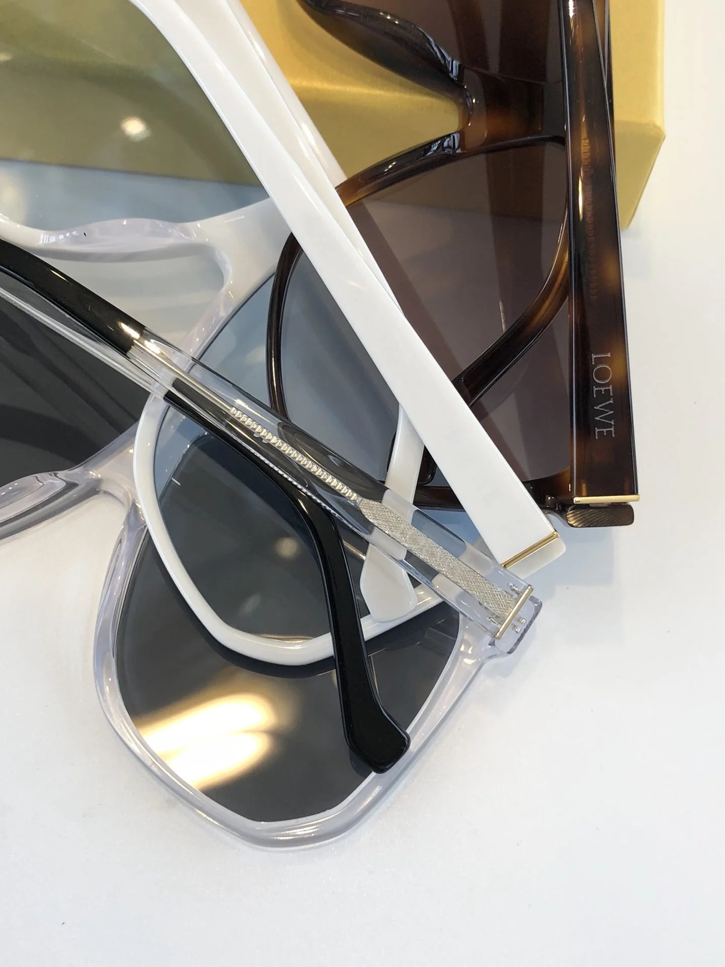 LOEWE SUNGLASSES