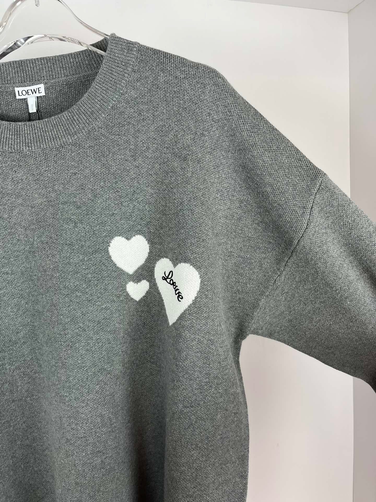LOEWE SWEATER