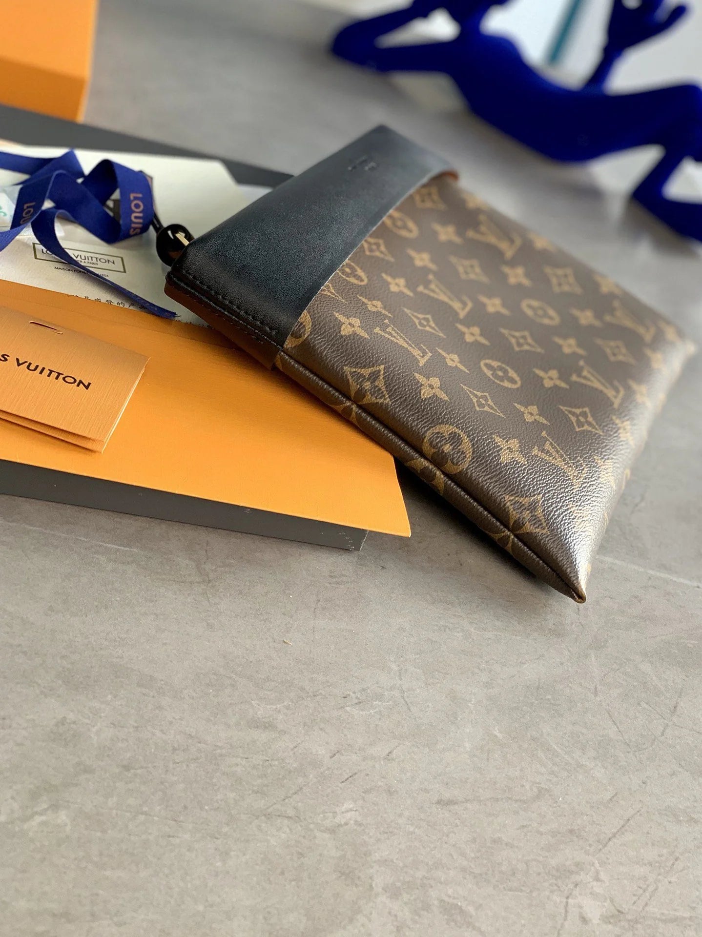 LV BAG