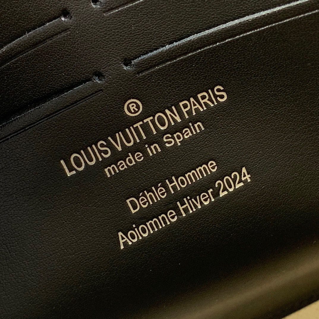 LV BAG