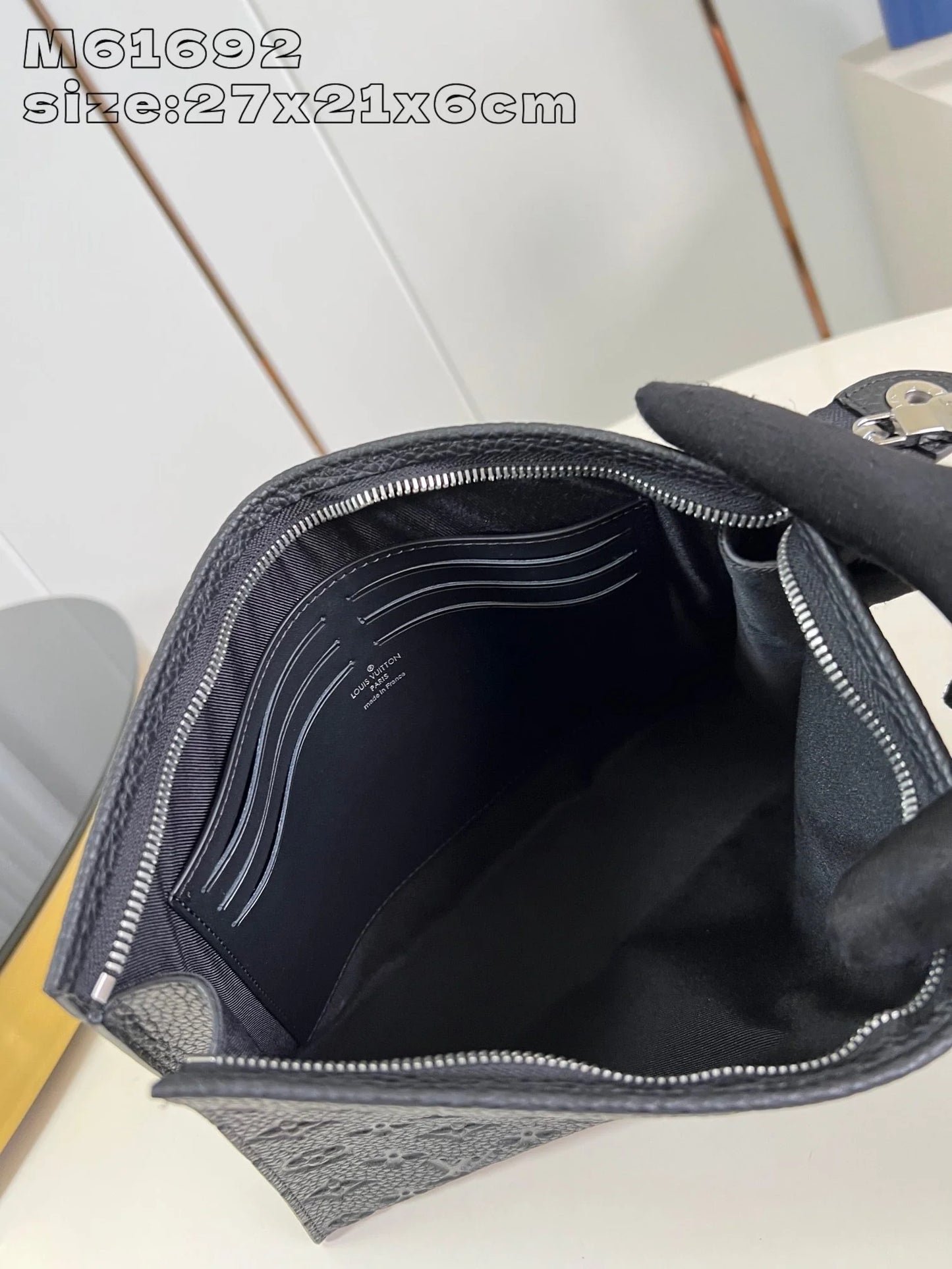 LV BAG
