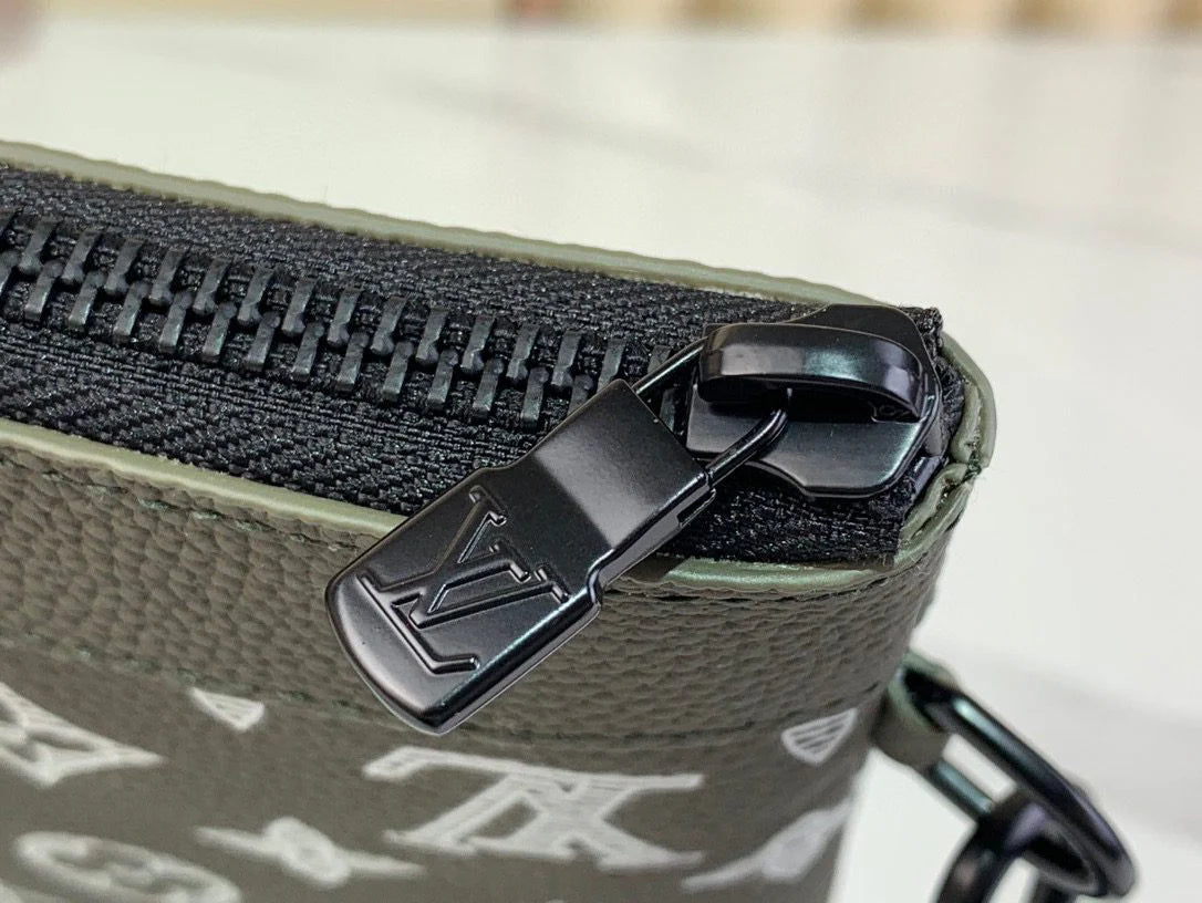 LV BAG