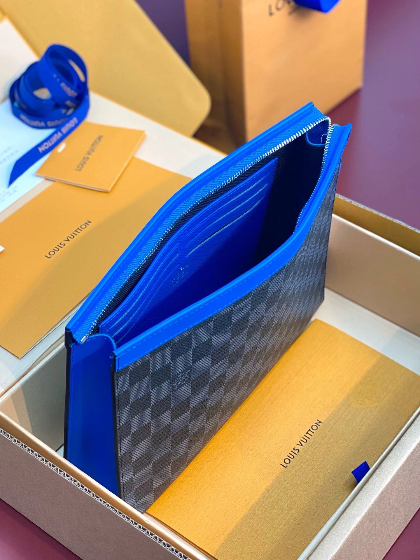 LV BAG