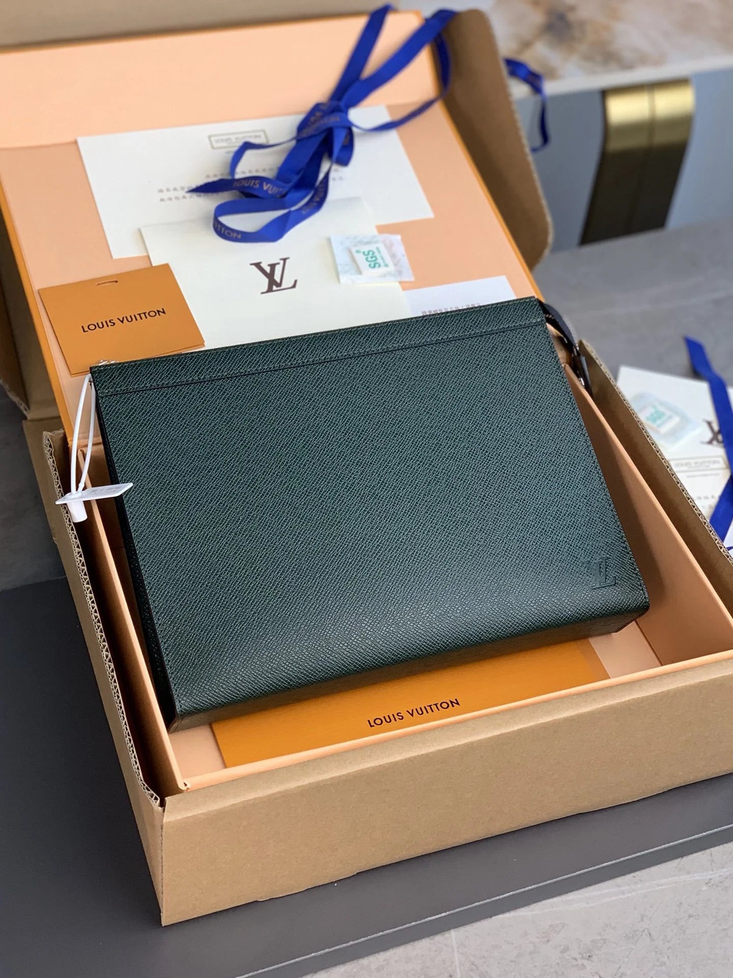 LV BAG