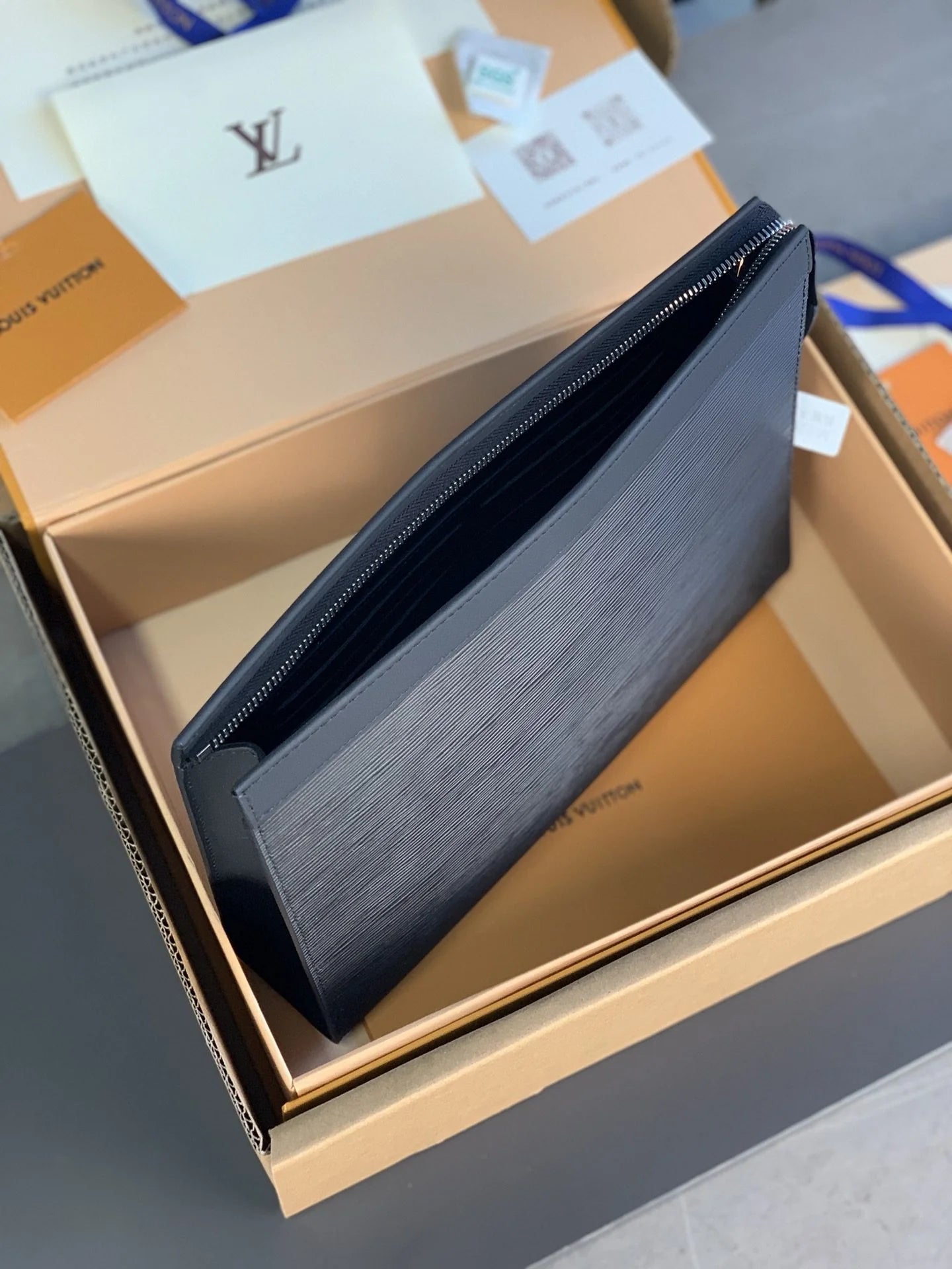 LV BAG
