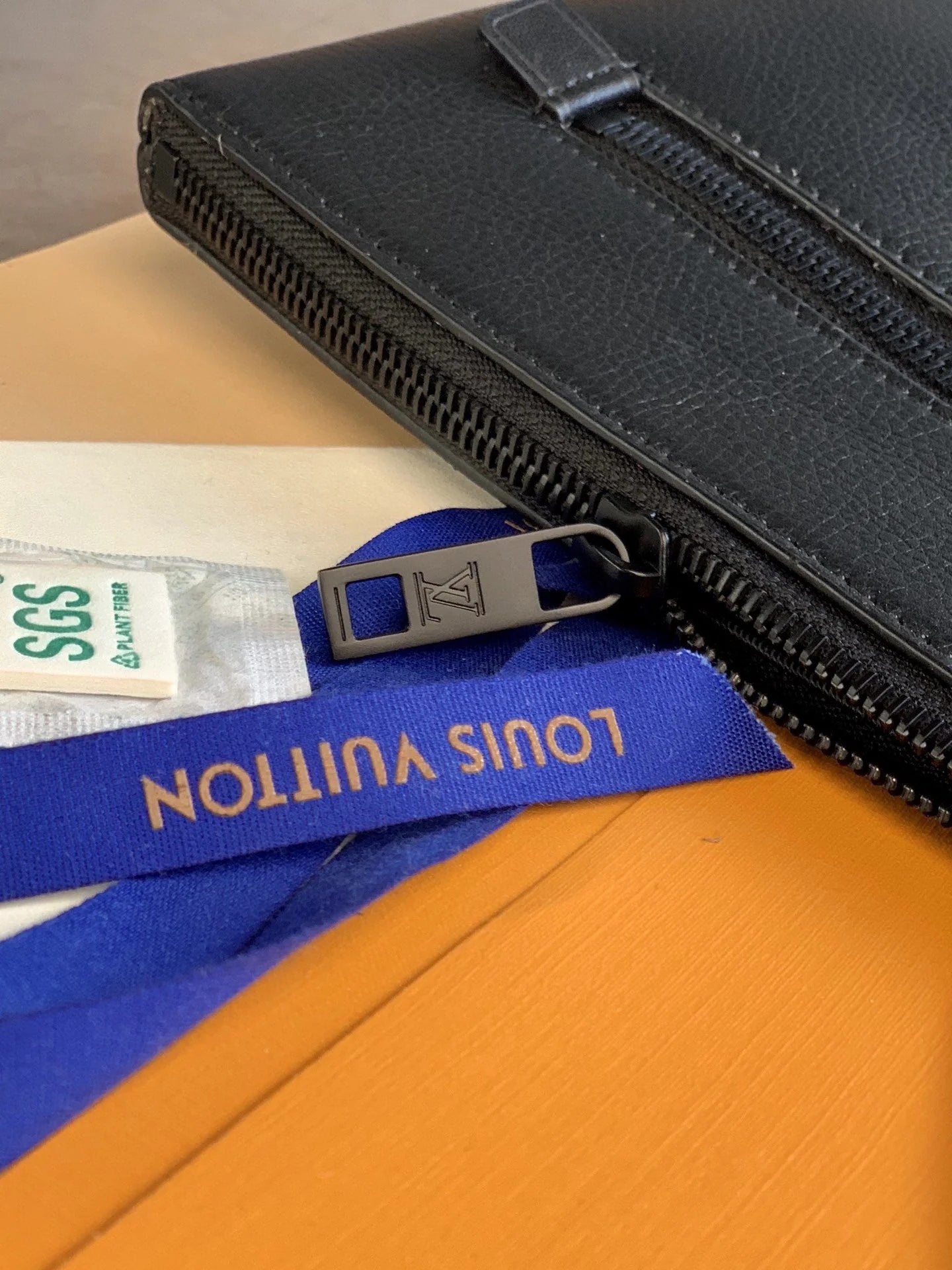 LV BAG