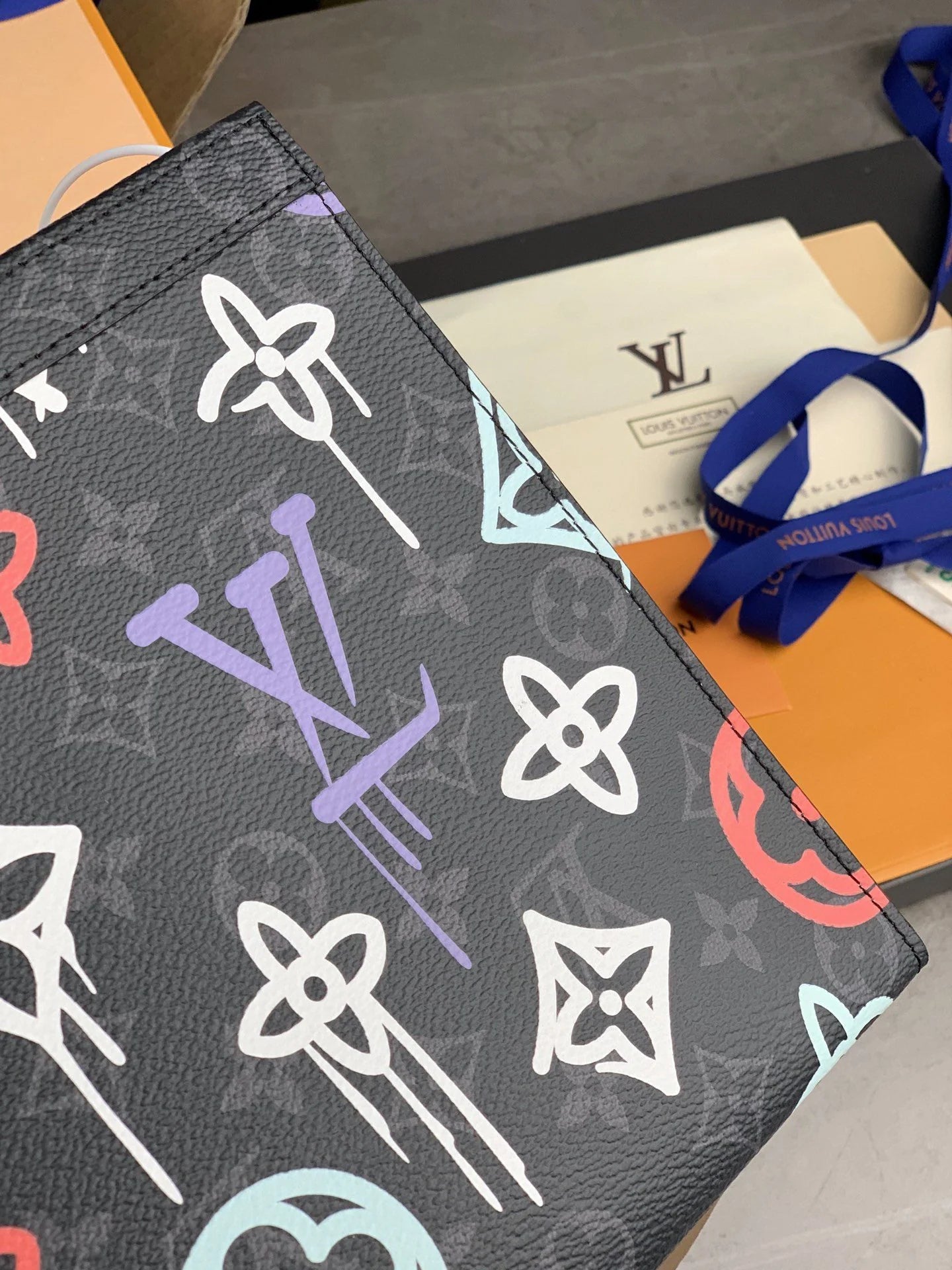 LV BAG